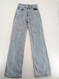 Damen straight jeans hellblau, High Waist, klassisches 5-Pocket-Design, entspannte Passform.