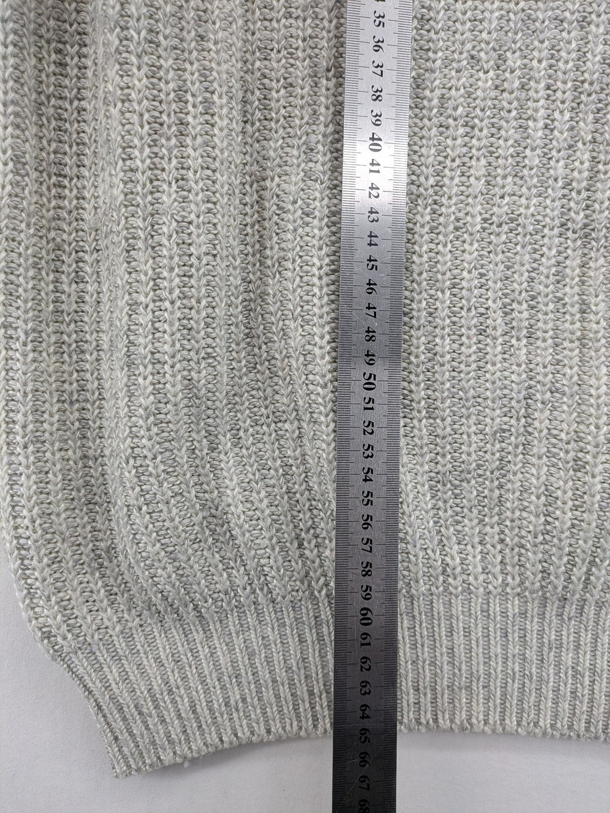 Globe-Trotter grey turtle neck jumper ribbed knit with raglan sleeves.
