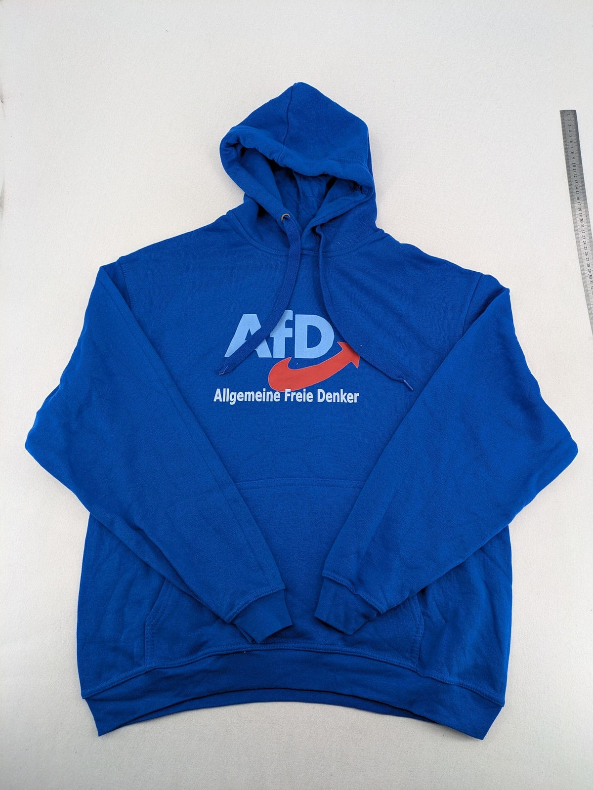 AFD blue pullover hoodie with "AfD Allgemeine Freie Denker" graphic and kangaroo pocket.