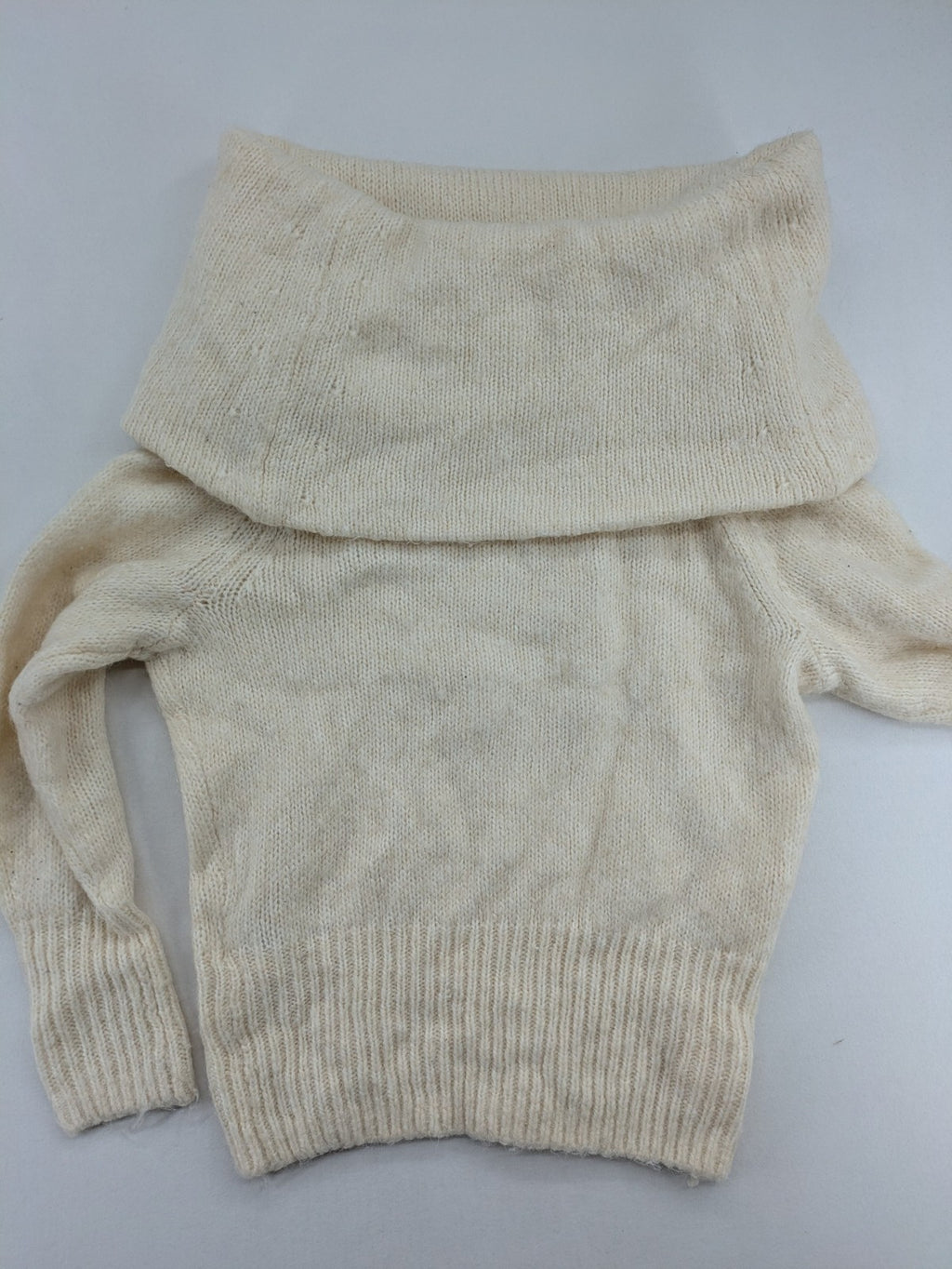 H&M beige turtle neck jumper soft alpaca blend off-shoulder design with wide collar.