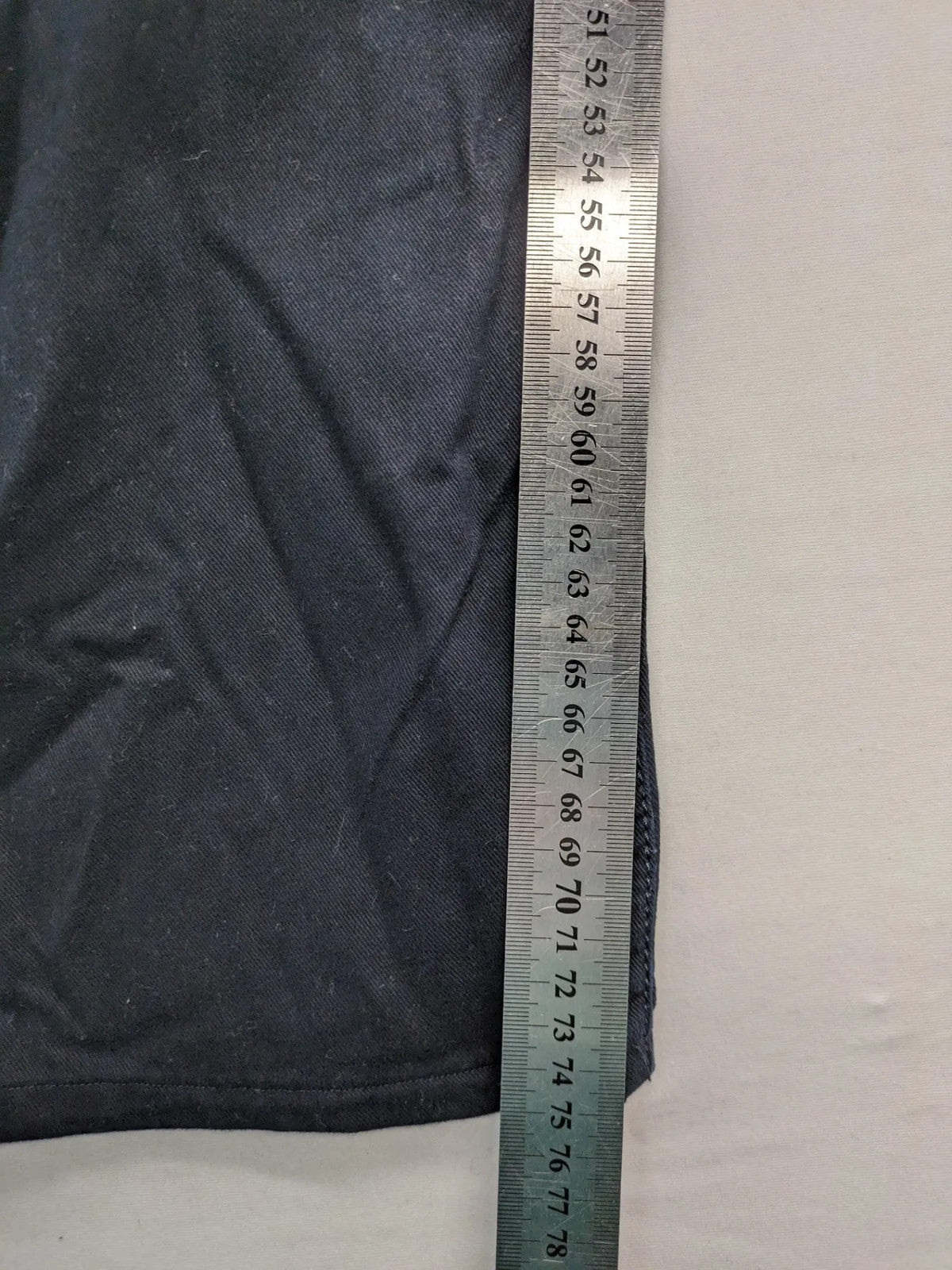 Watsons black straight jeans size 52 five-pocket design with zipper and stretch cotton.
