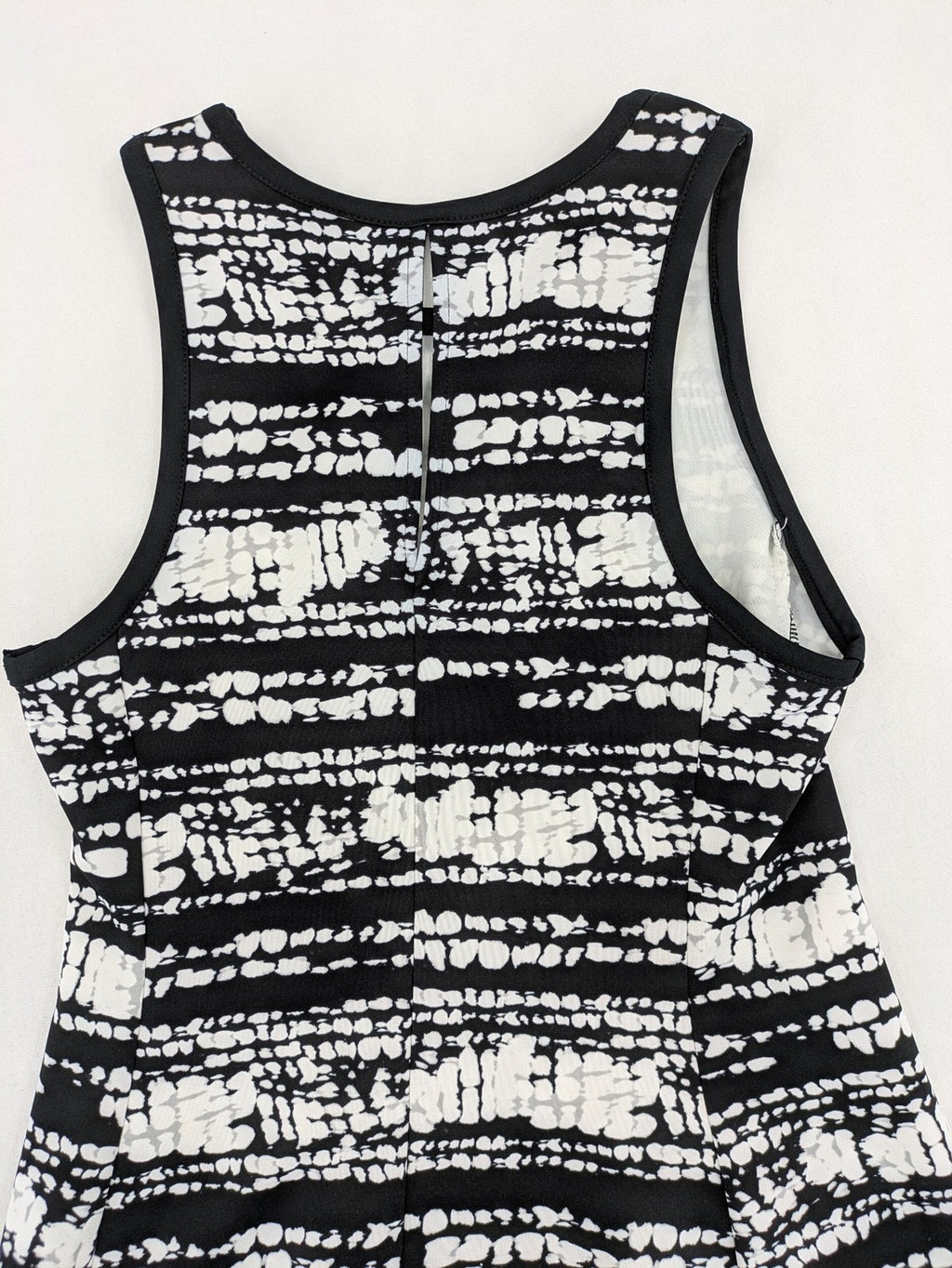 Mossimo black and white striped A-line summer dress, sleeveless, stretchy polyester blend.