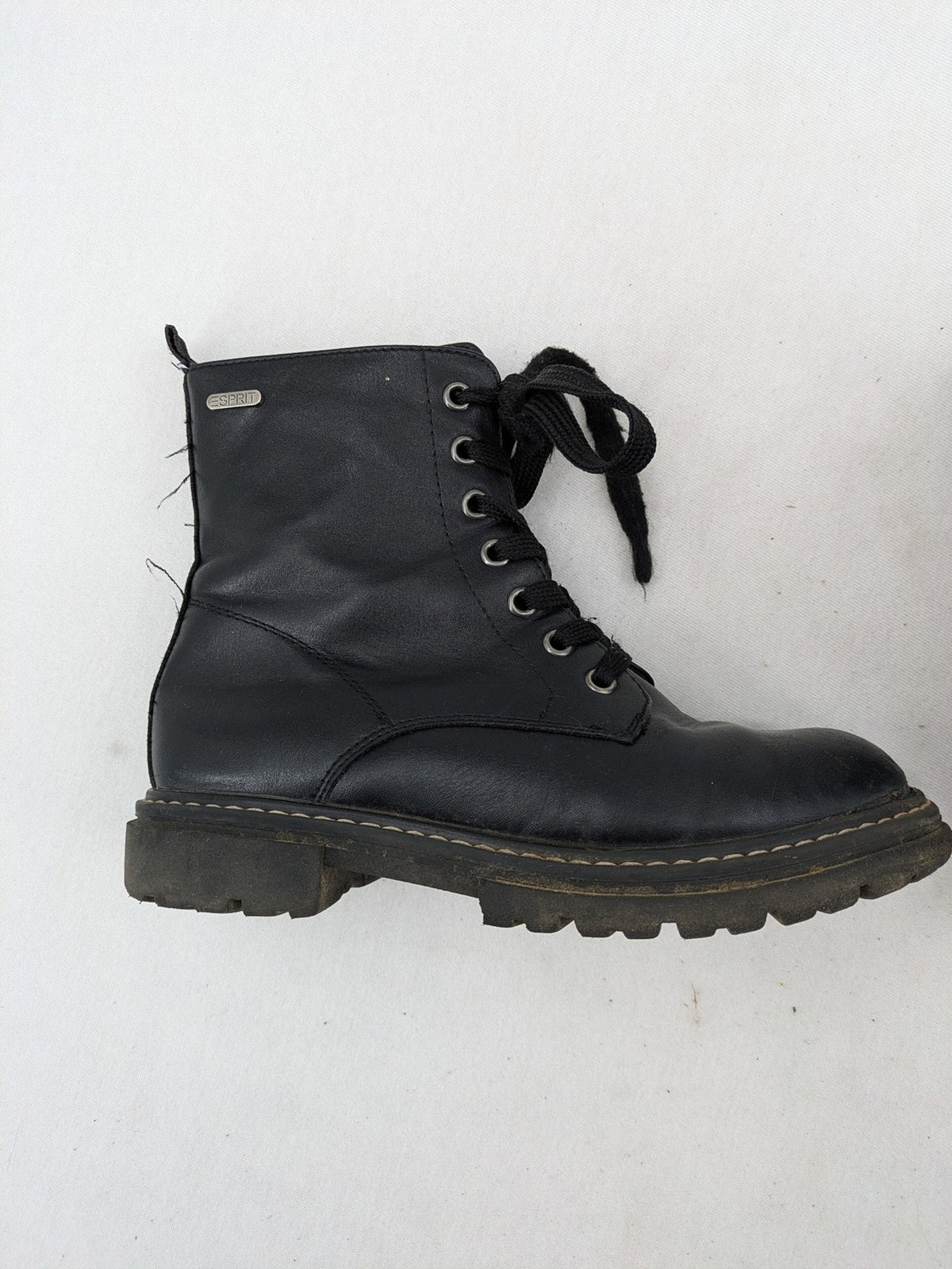 Esprit black combat boots for girls with lace-up front and side zipper detail.