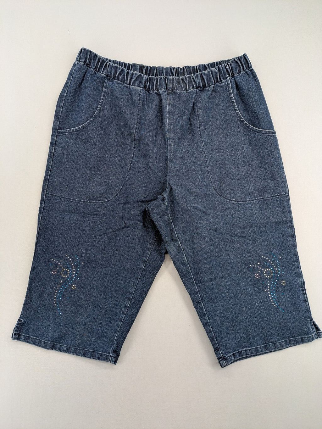 Denim & Co. blue capri jeans with elastic waistband and embellished rhinestones.