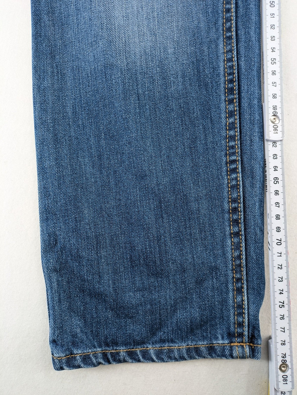Royal Class blue straight jeans 5-pocket design, medium wash, made from organic cotton.