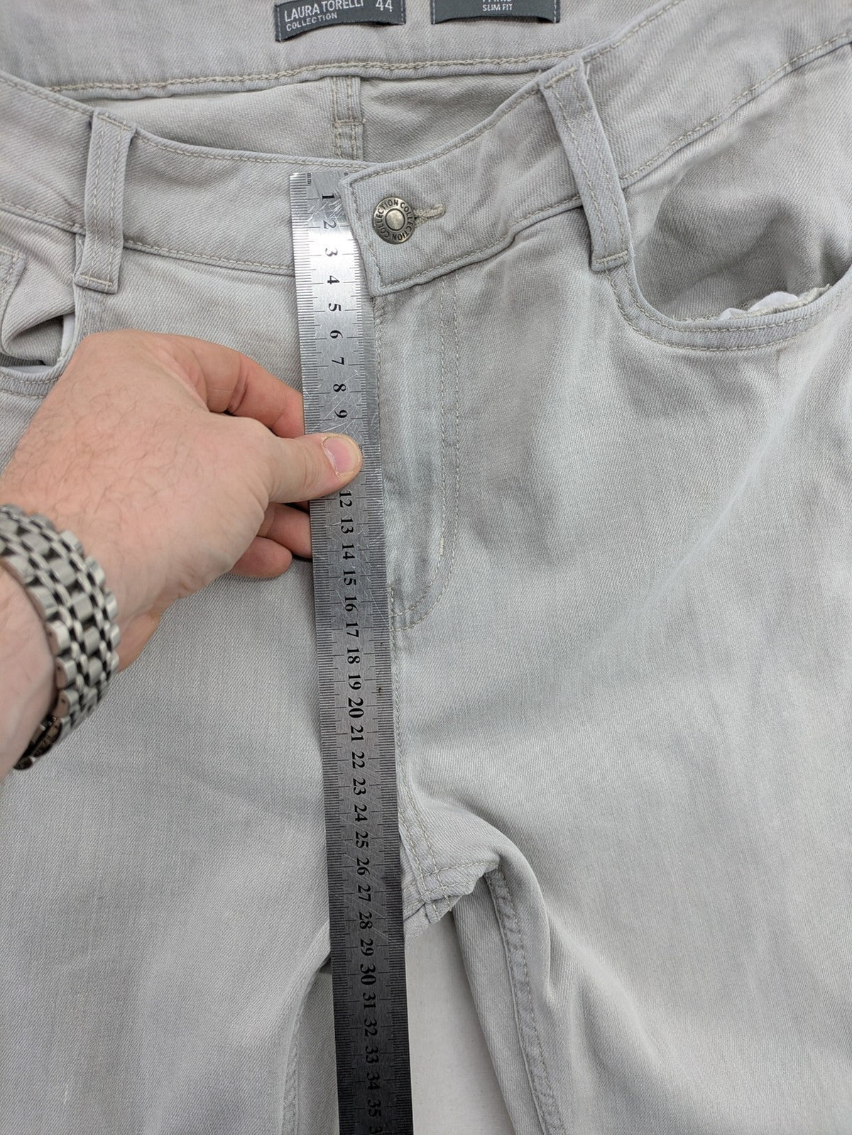 Laura Torelli grey straight jeans with classic 5-pocket design and slim fit silhouette.