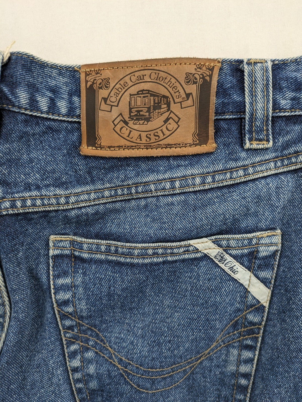 Cable Car Clothiers blue straight jeans classic fit 100% cotton medium wash