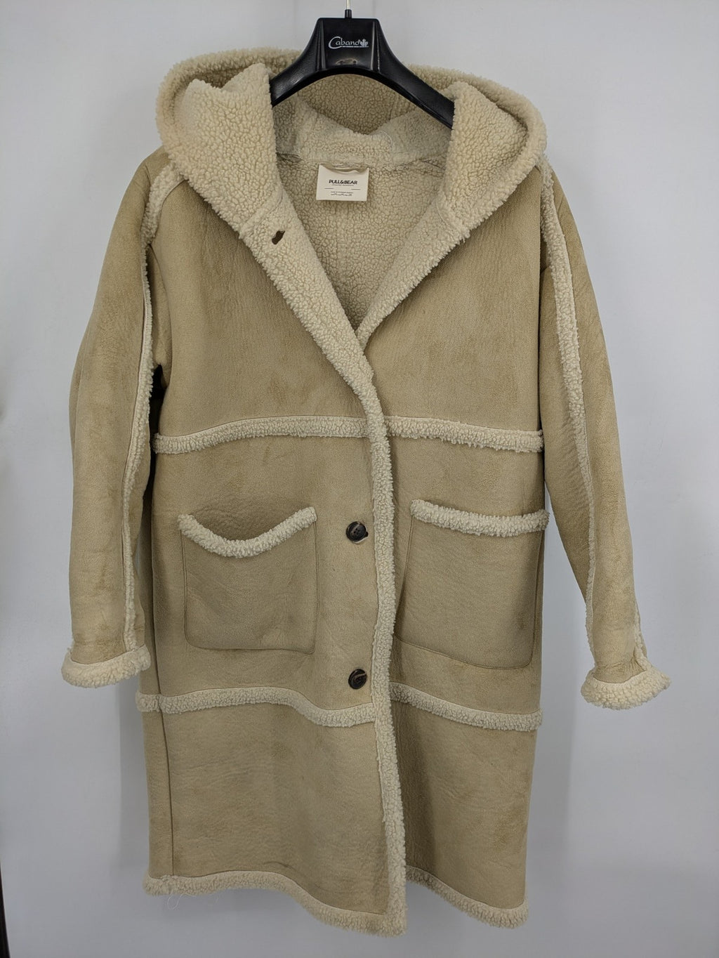 Pull&Bear beige jacket with hood, soft faux suede and plush Sherpa lining.