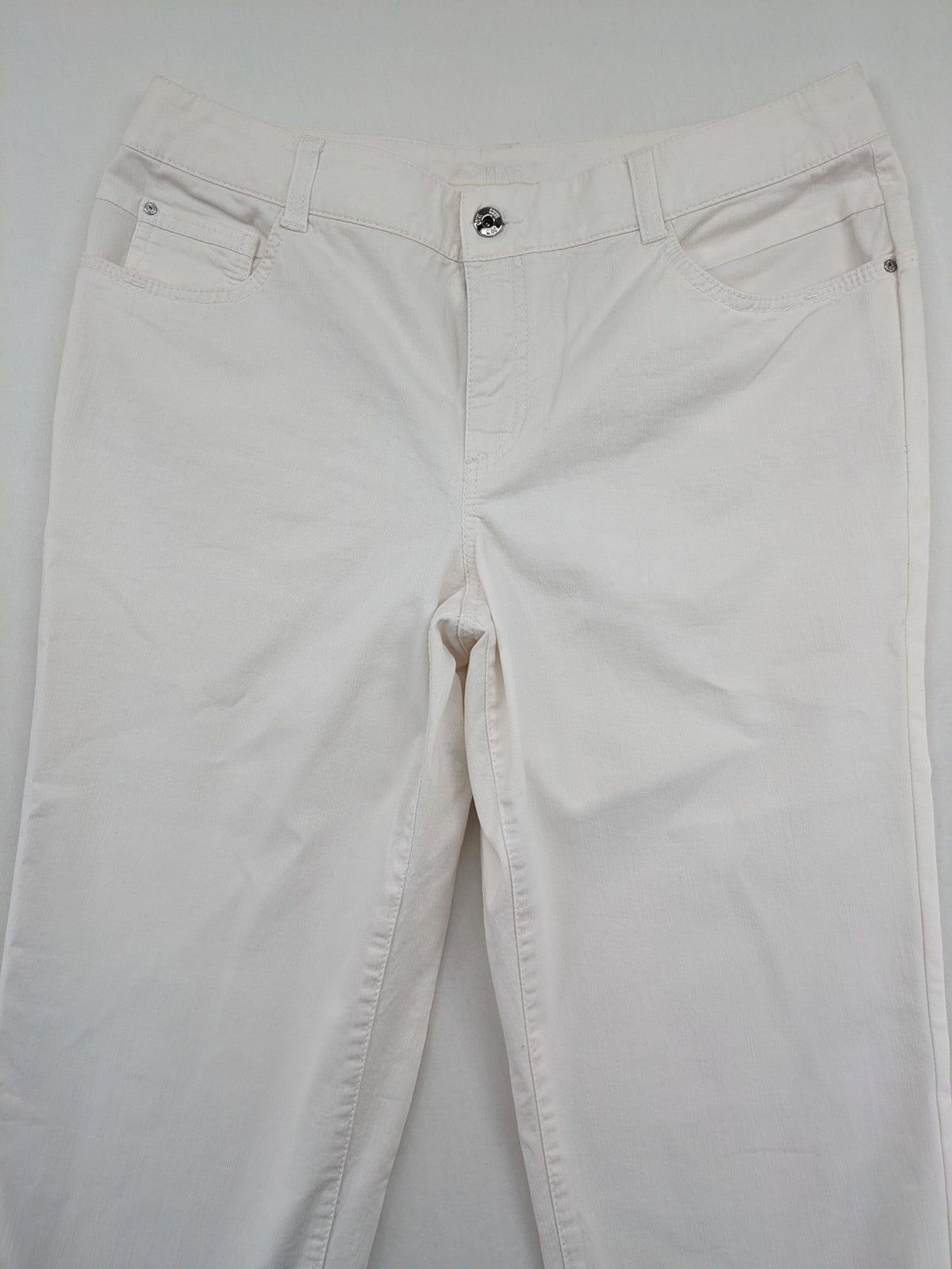 Mac Jeans white straight jeans cotton stretch with logo and modern fit.