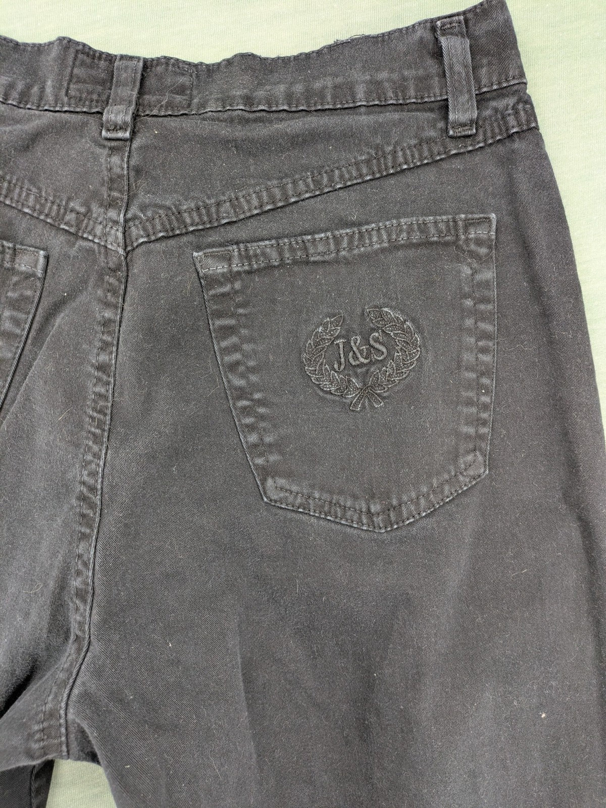 Jack & Sons grey straight jeans with classic 5-pocket design and cotton-elastane blend.