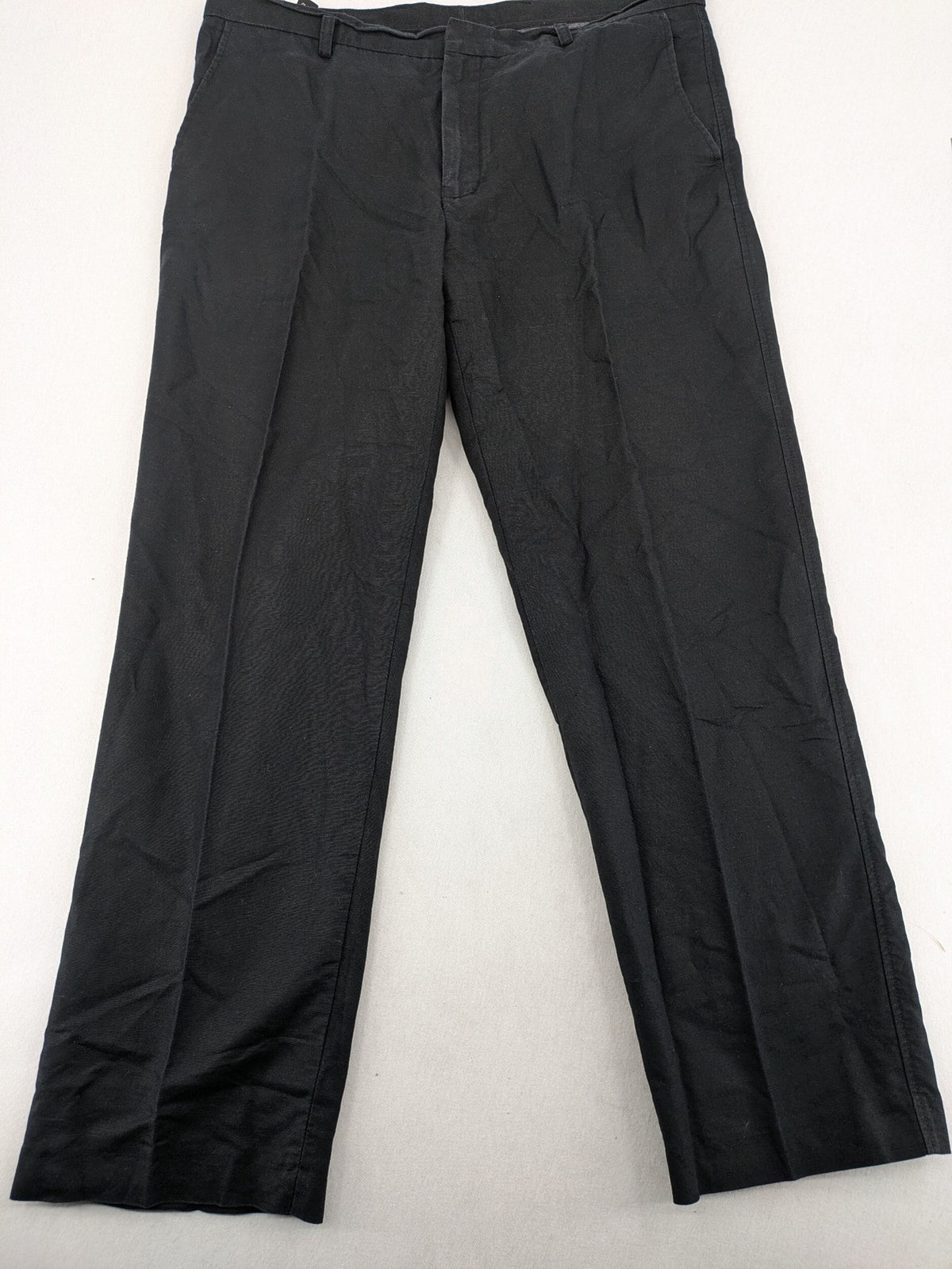 Angelo Litrico black trousers, classic straight cut, breathable linen-cotton blend.
