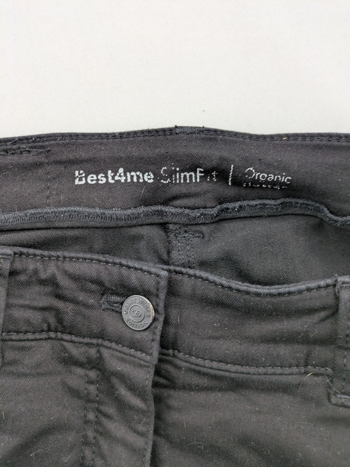 Gerry Weber black straight jeans Best4me Slim Fit 5-pocket design with logo patch.
