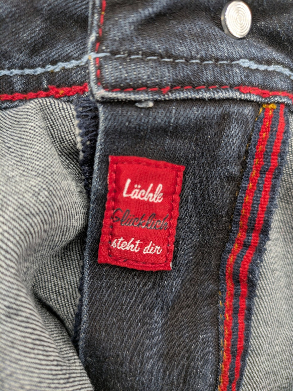 Multiblu blue straight jeans medium waist used look 5-pocket design with button and zipper.