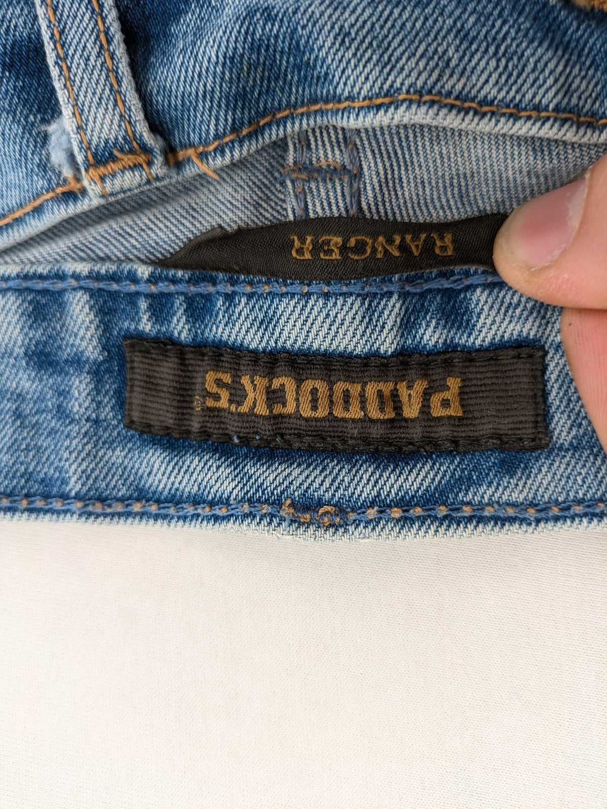 Paddock's blue straight jeans classic 5-pocket style with zipper, comfortable stretch denim.