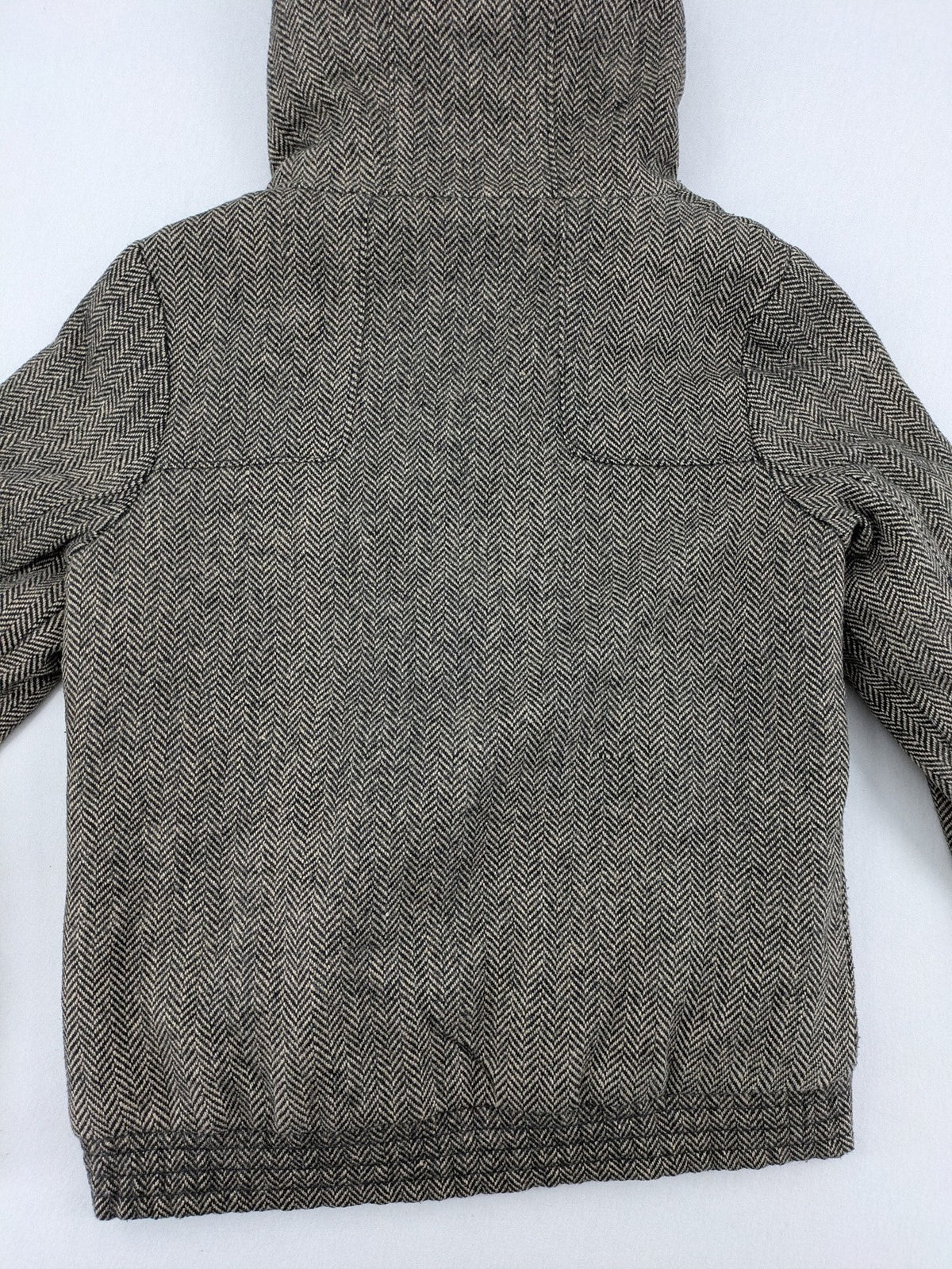 Bench beige-brown duffle coat with herringbone pattern and toggle closures.