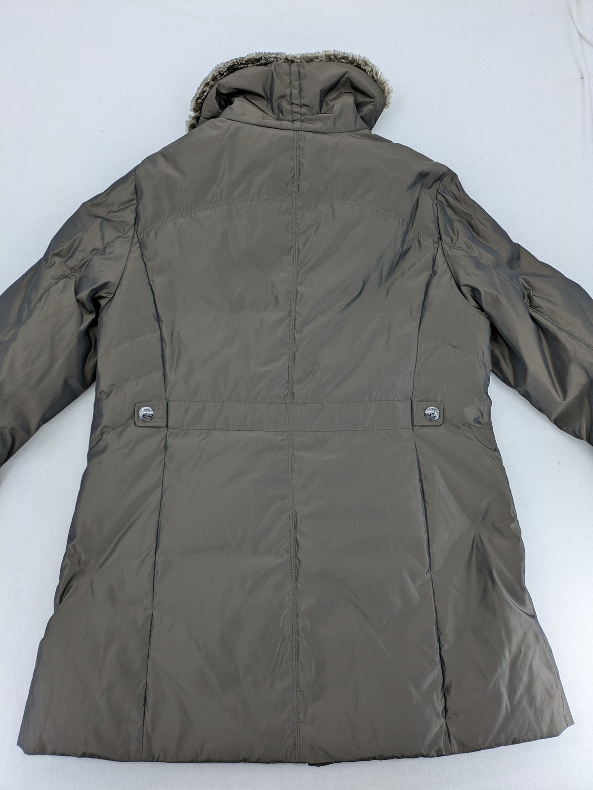 Gerry Weber Edition grey quilted coat with faux fur collar and metal toggle closures.