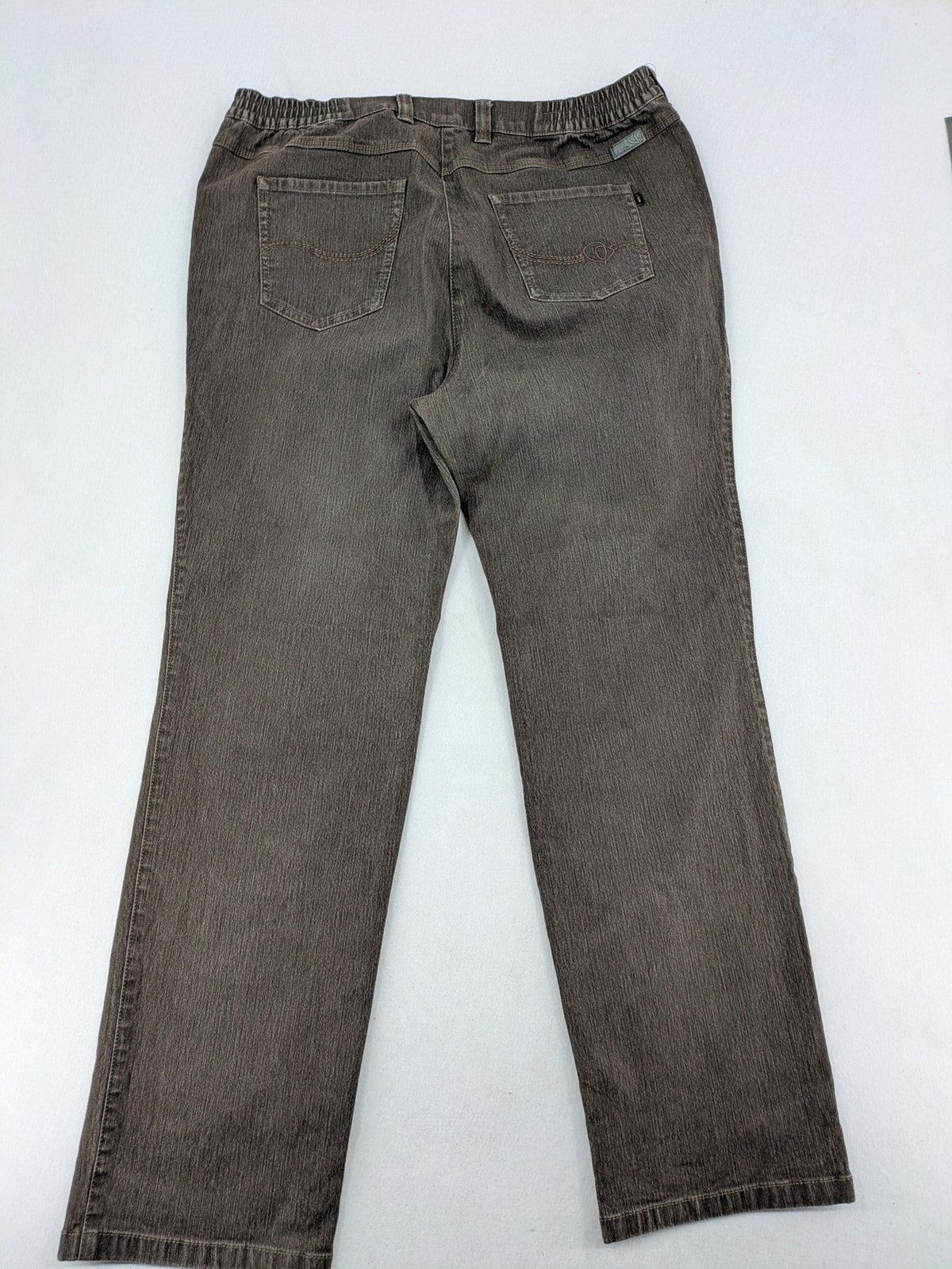 TONI grey straight jeans super slim fit with elastic waistband and classic 5-pocket design.