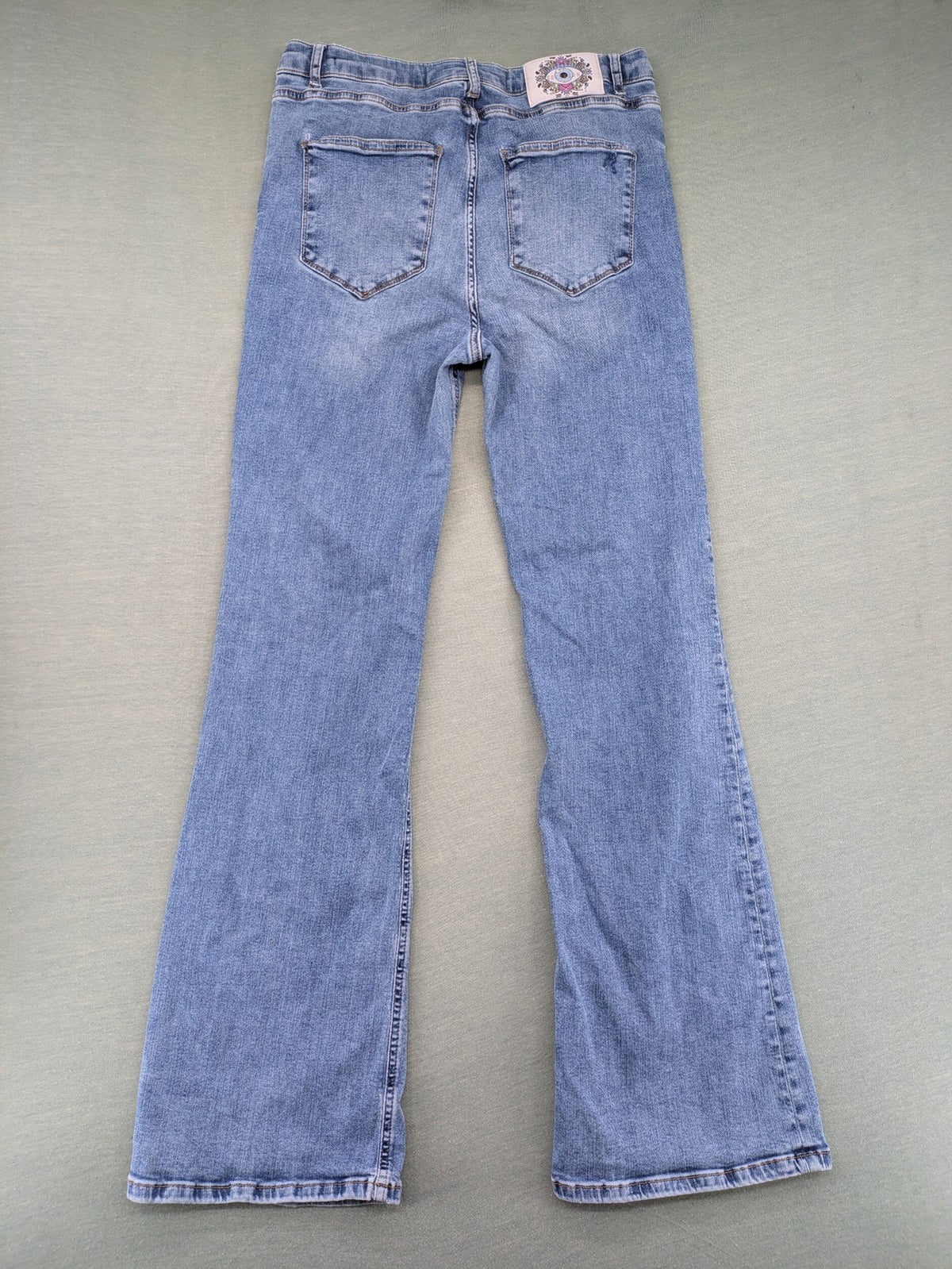 Goldgarn blue flare jeans with classic 5-pocket design and stretch denim material.