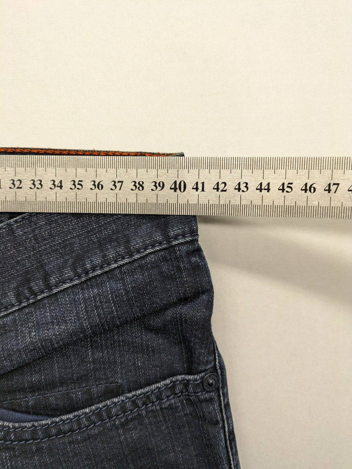ALBERTO straight jeans dark blue five-pocket style with zipper, made from stretch denim.