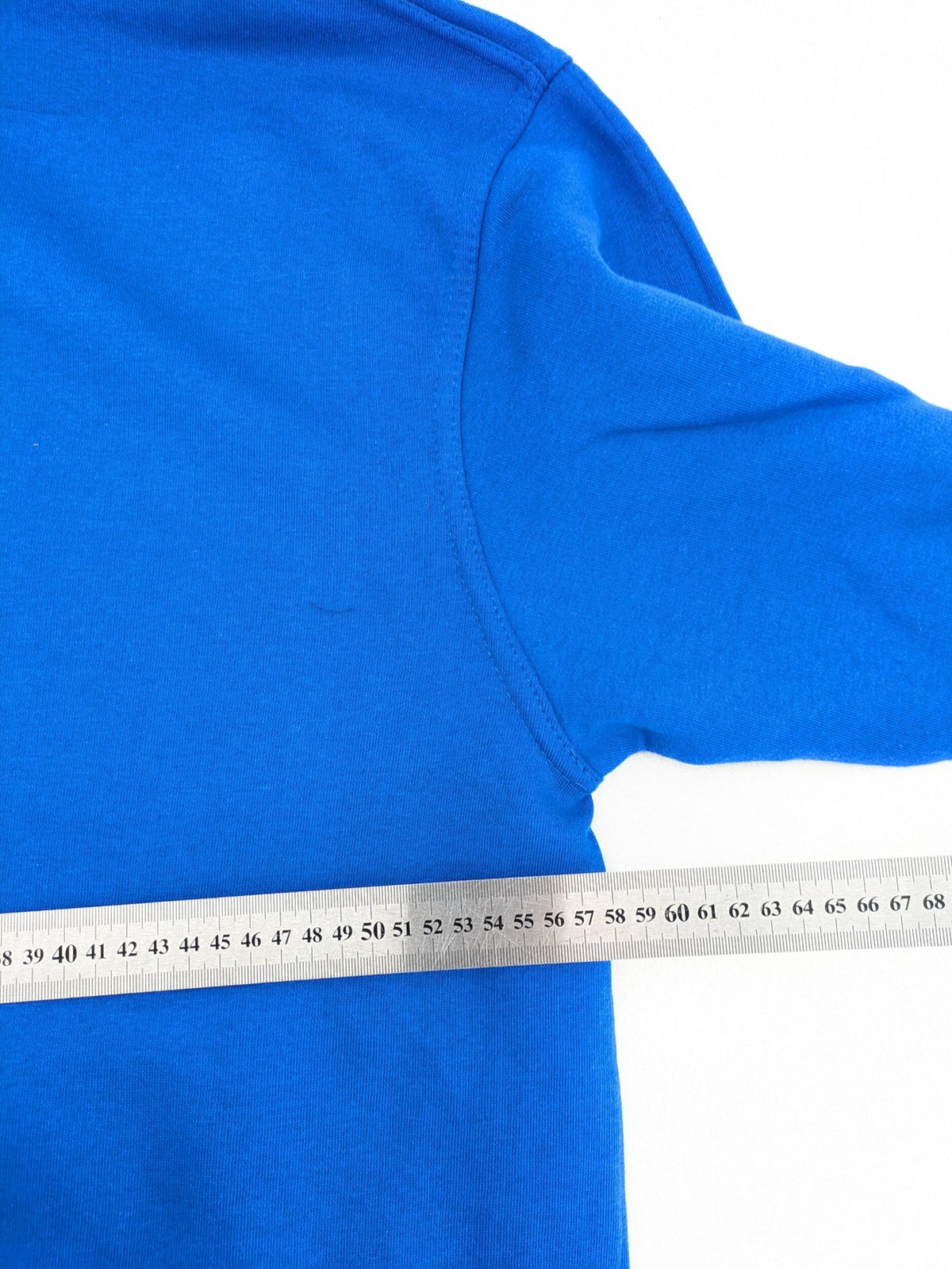 AFD blue pullover hoodie with "AfD Allgemeine Freie Denker" graphic print and kangaroo pocket.