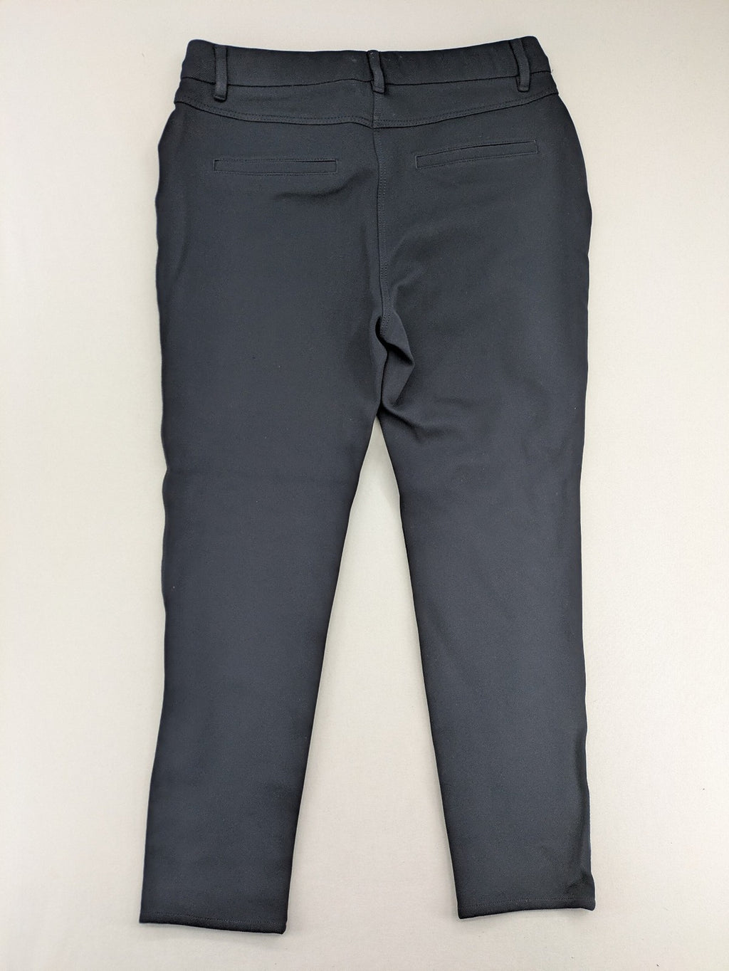 Gerry Weber grey jogger pants with elastic waistband and decorative 5-pocket style.