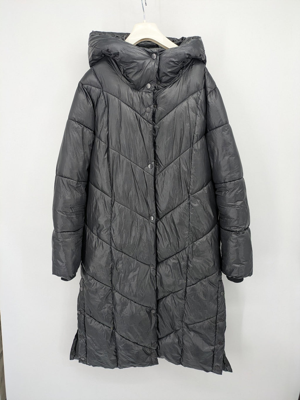 Stradivarius grey coat with chevron quilted pattern and hood, featuring zip closure and snap storm flap.