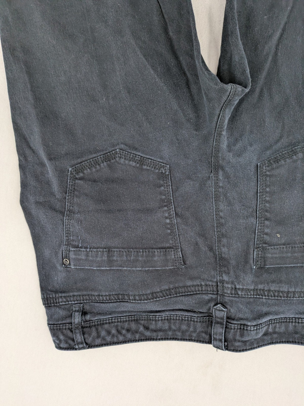 Yessica black straight leg jeans 5-pocket design cotton blend with stretch.