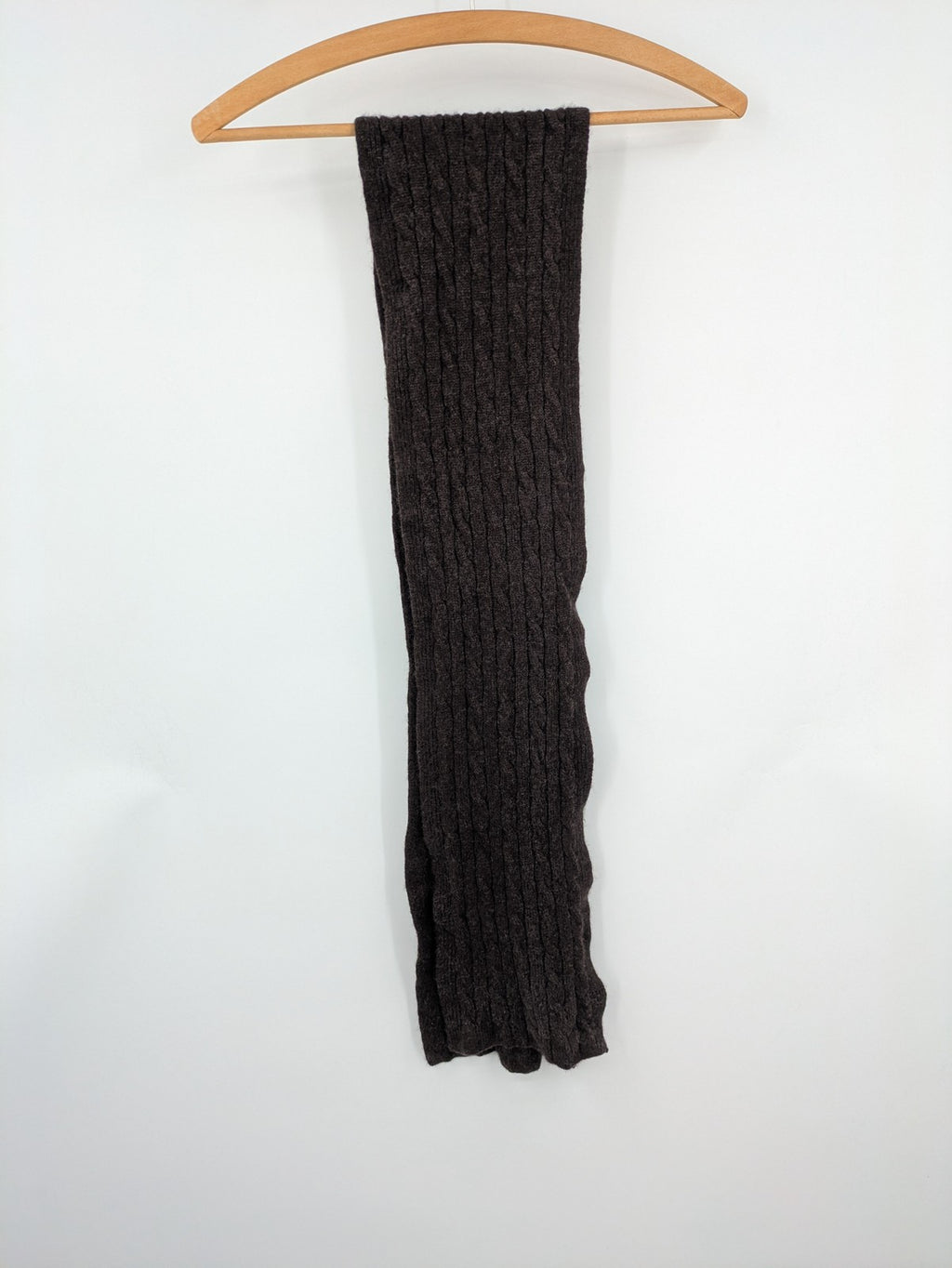 Marlon brown cashmere scarf with classic cable knit pattern for winter warmth.