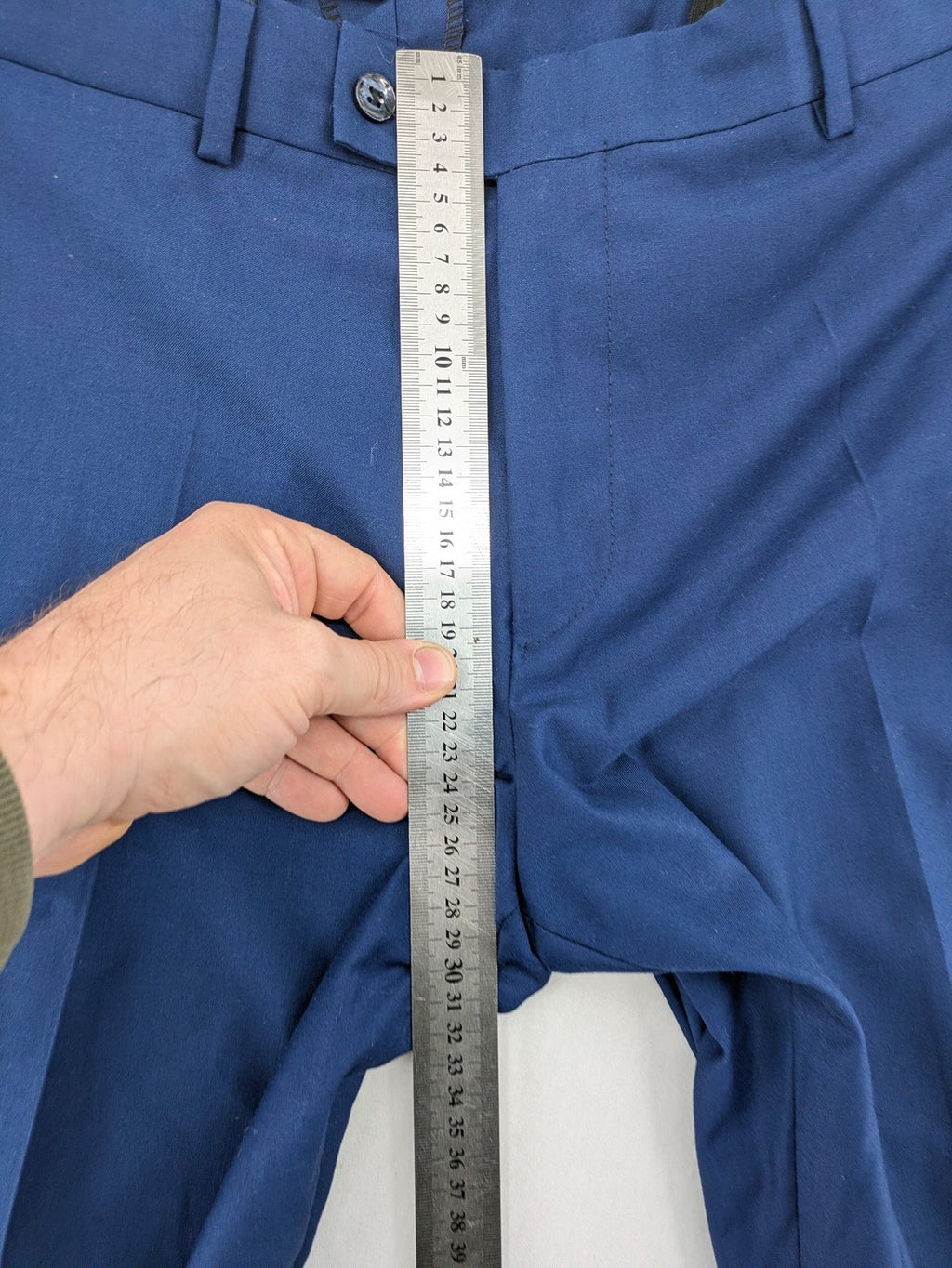 Senzo Rivolli blue slim fit suit, 3-piece, made of wool and viscose, elegant design.