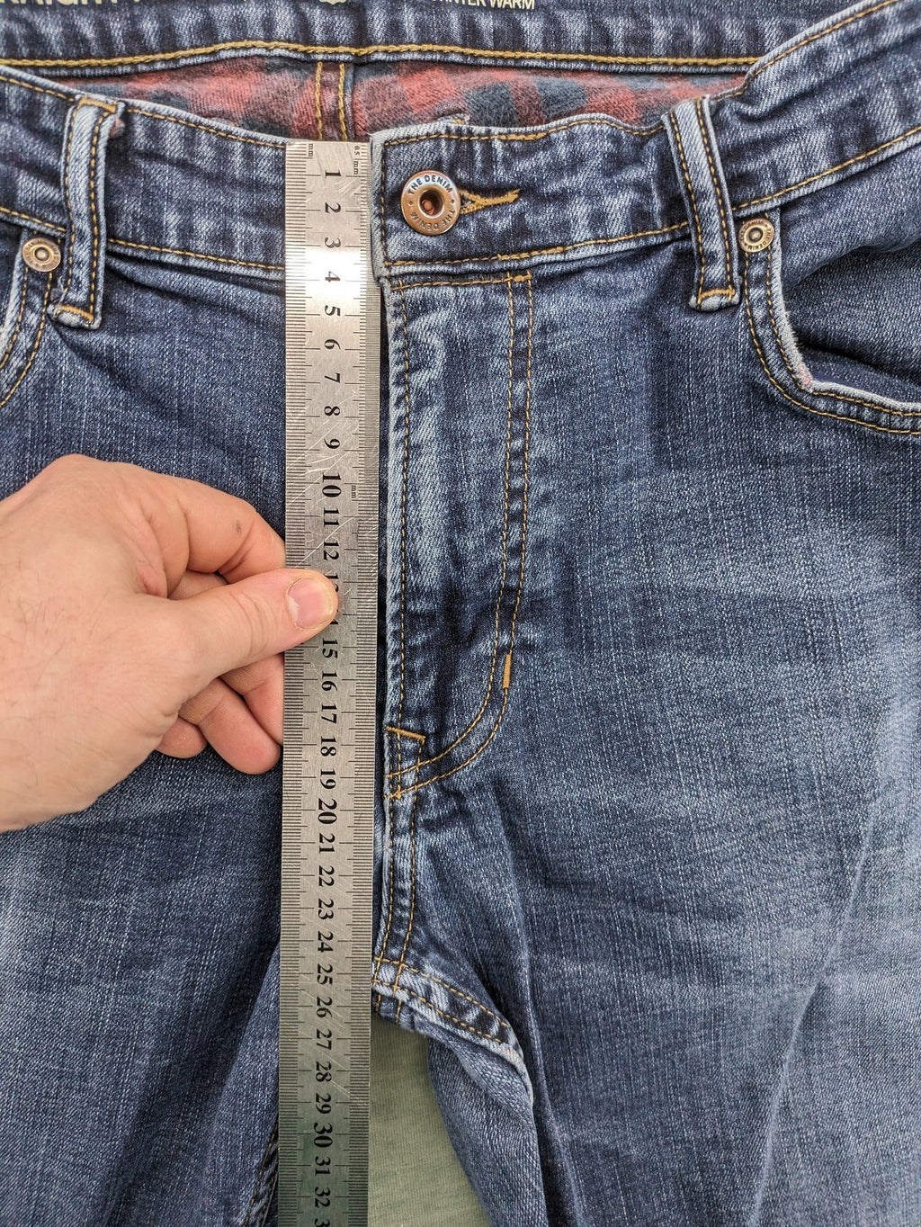 C&A blue straight jeans with thermo lining and classic denim look, W38 L30.