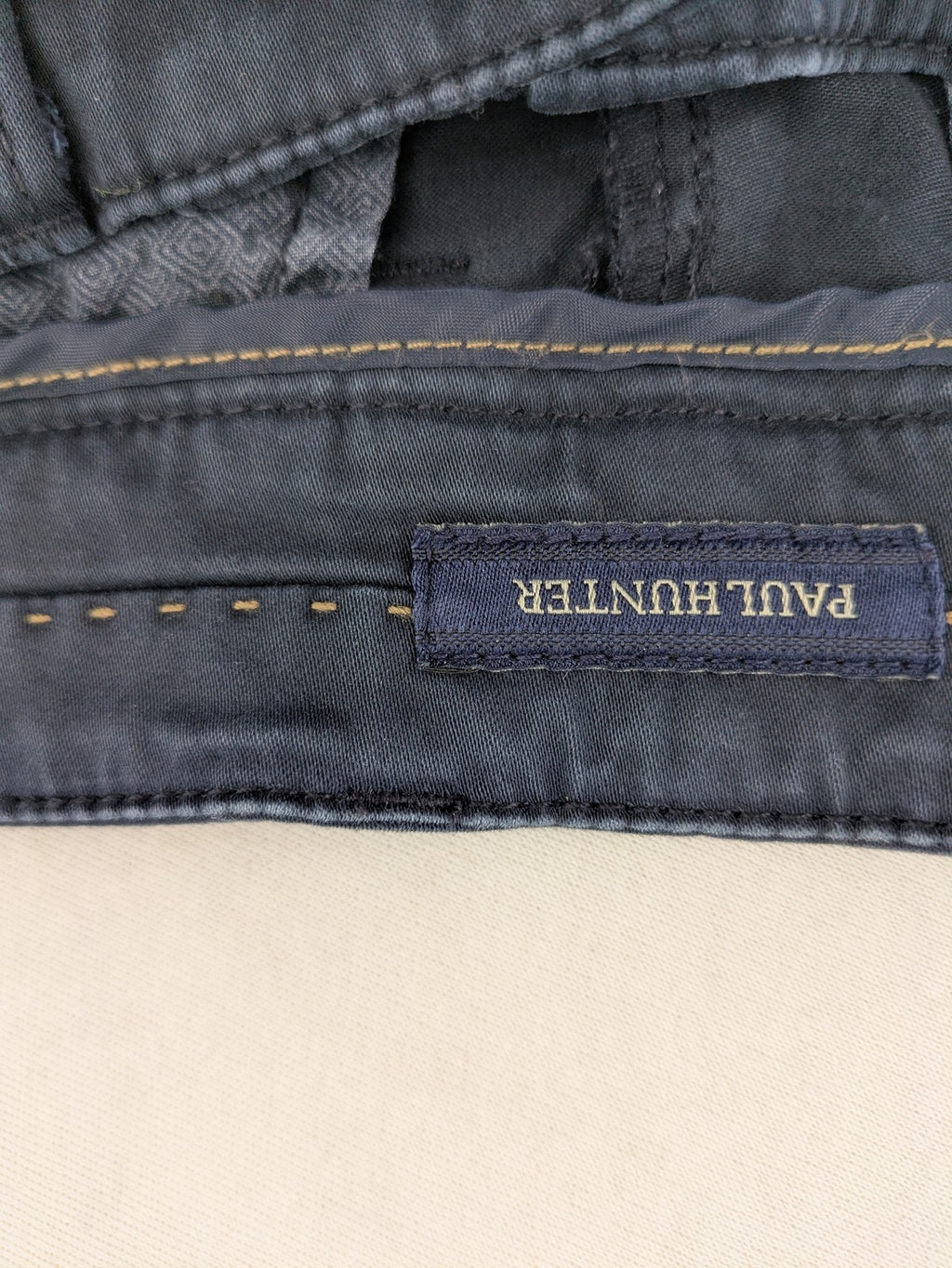 Paul Hunter navy chino pants Oscar model, regular fit, lightweight stretch material.