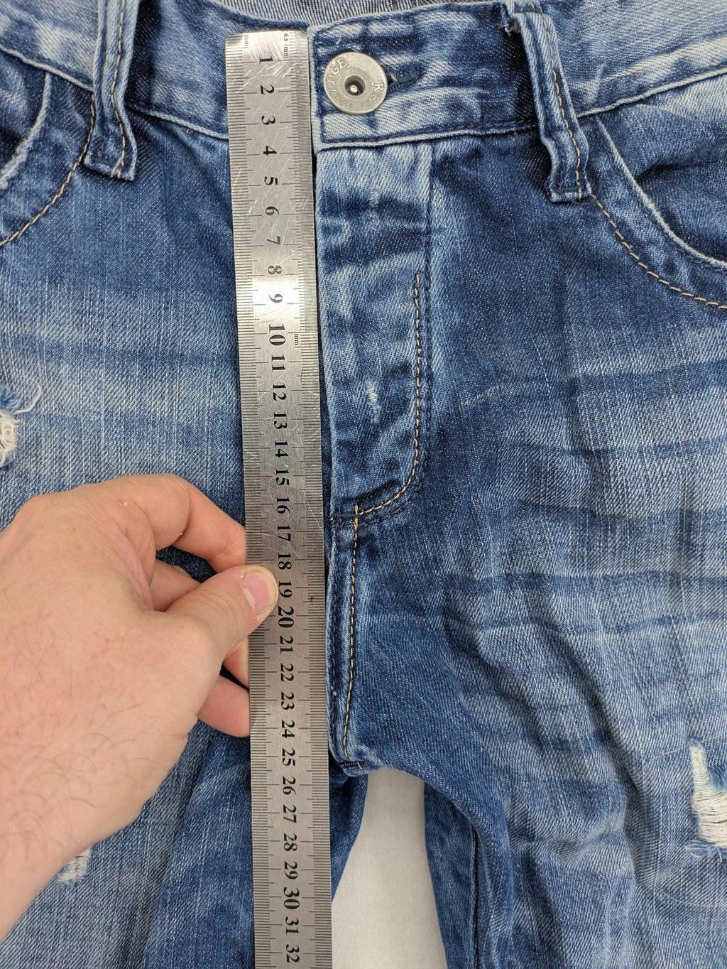 Red Bridge blue straight jeans distressed ripped design button fly five-pocket style