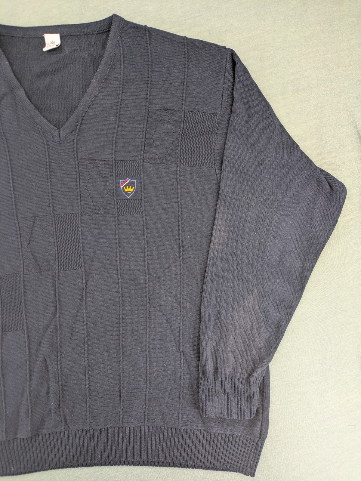 thomas lloyd navy turtle neck jumper with textured knit and embroidered crest logo