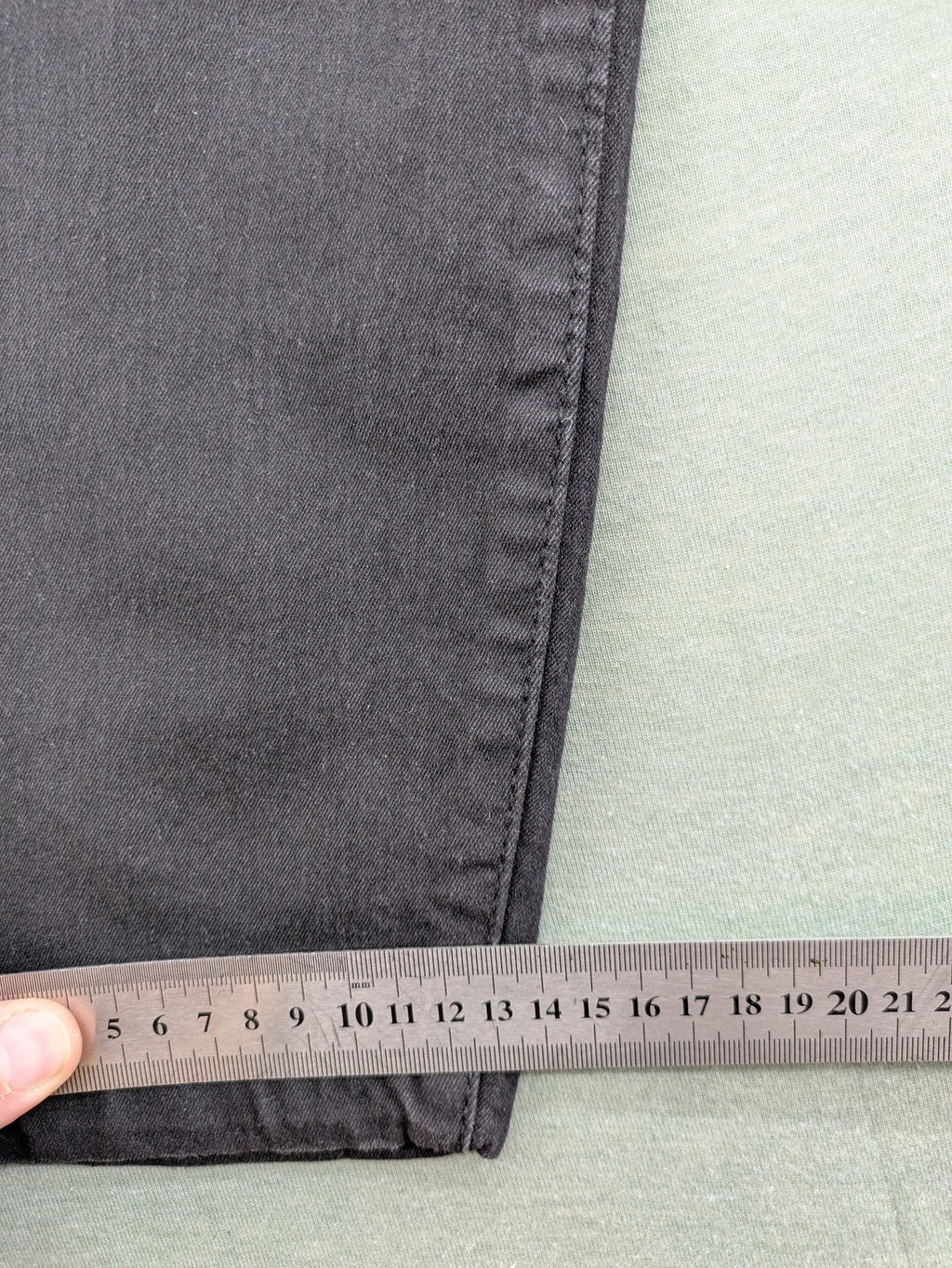 Zizzi grey skinny jeans with 5-pocket design and stretch material, new with tags.