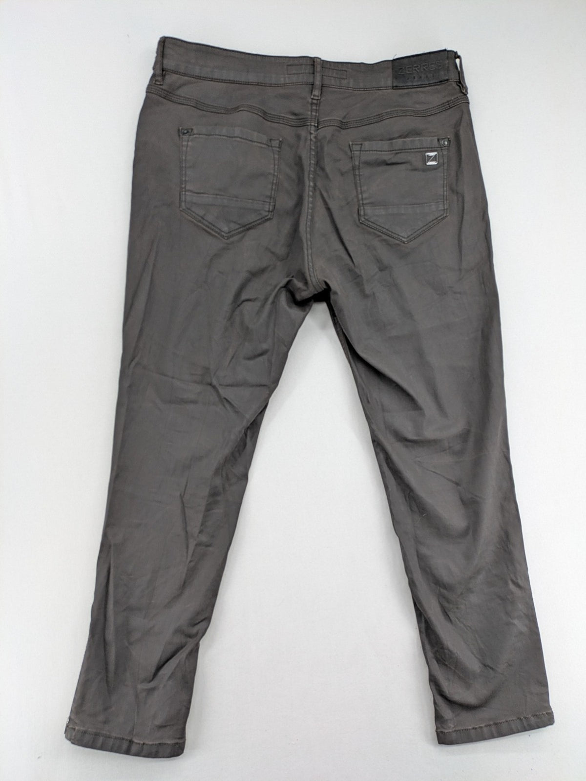 Zerres grey slim fit chino pants with ankle zippers and classic 5-pocket design.