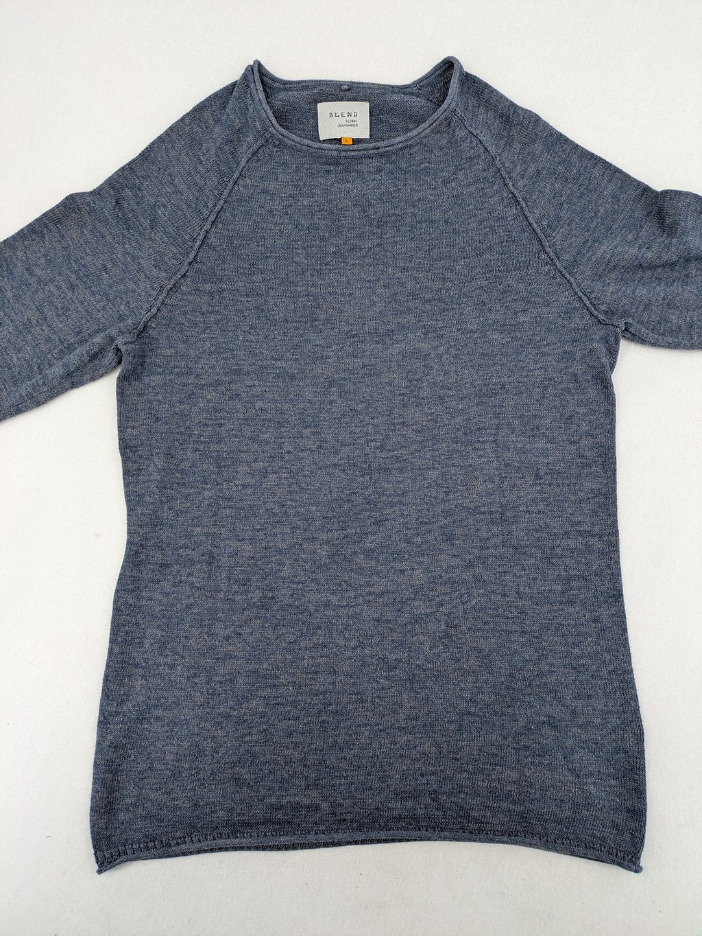 Blend turtle neck jumper blue melange with long raglan sleeves and fine ribbed edges.