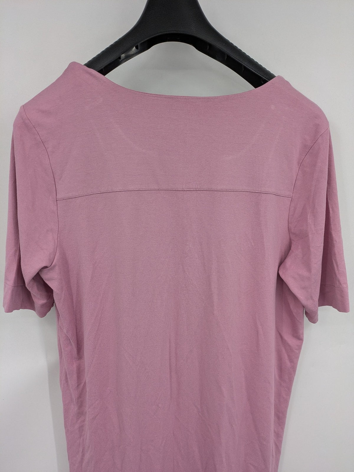 Gerry Weber pink T-shirt dress with V-neck and side pockets in soft viscose blend.