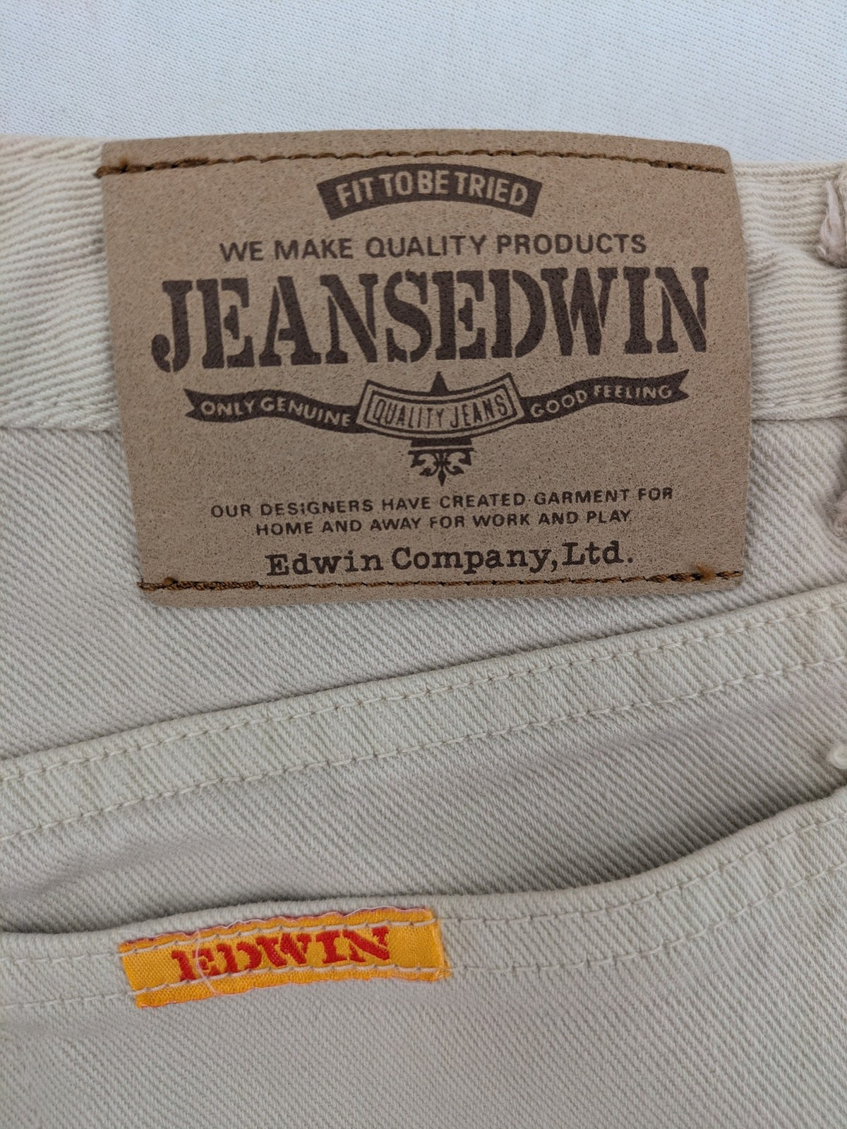 Edwin straight jeans beige 5-pocket design made from durable cotton