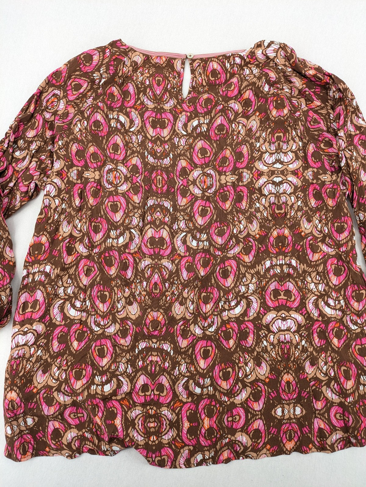 Lieblingsstück brown and pink patterned blouse, lightweight viscose, round neckline, long sleeves.