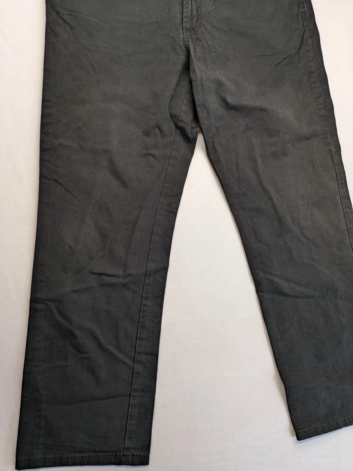 C.Comberti grey straight jeans 5-pocket design made of stretch cotton.