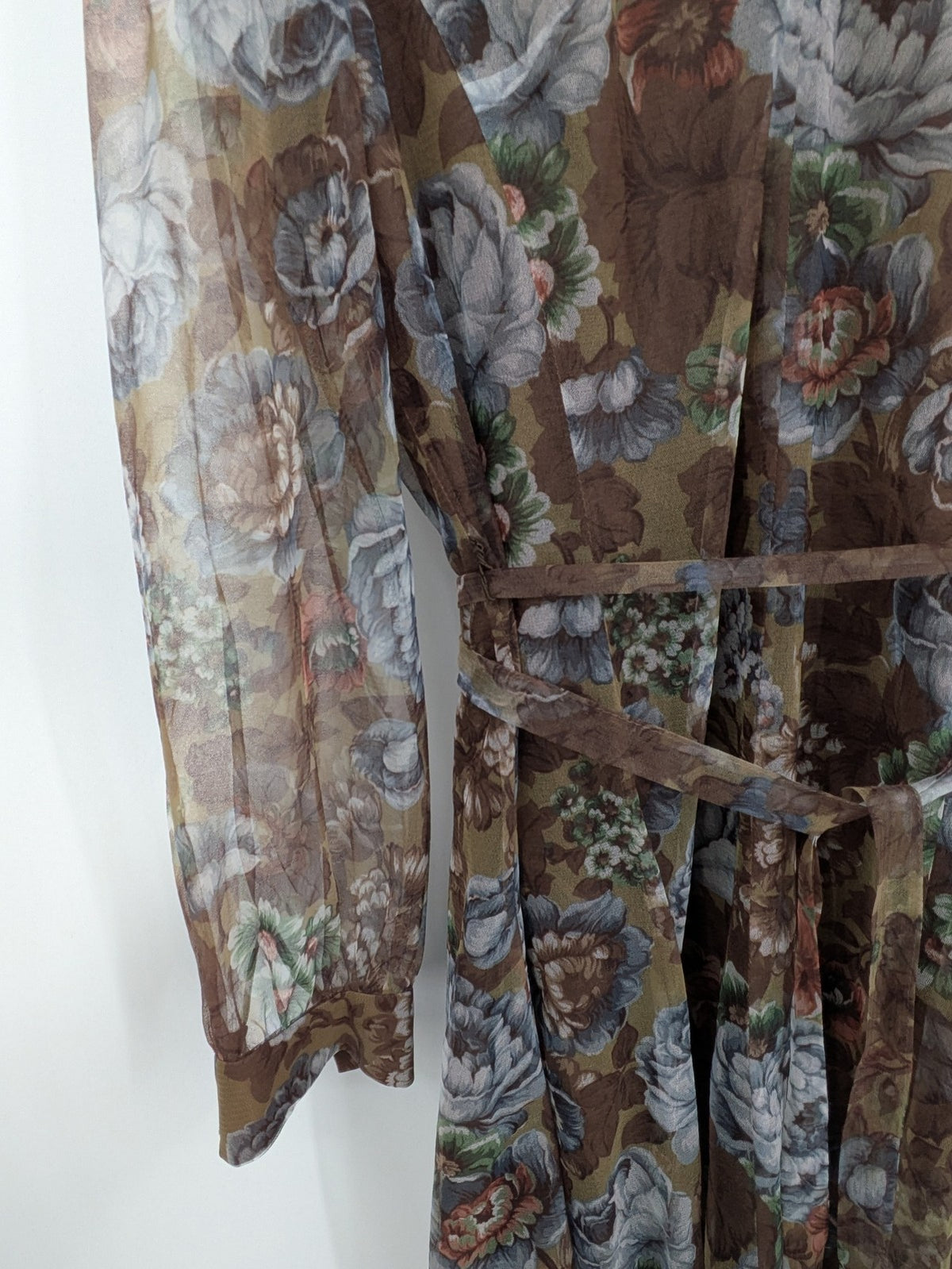 Braun vintage floral midi dress multi-colour chiffon long sleeves ruffled collar with belt