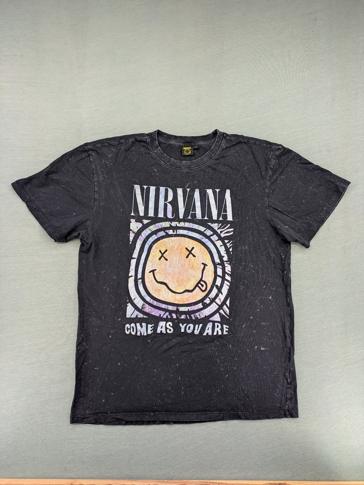 Nirvana vintage t-shirt black washed fabric iconic Smiley logo "Come As You Are