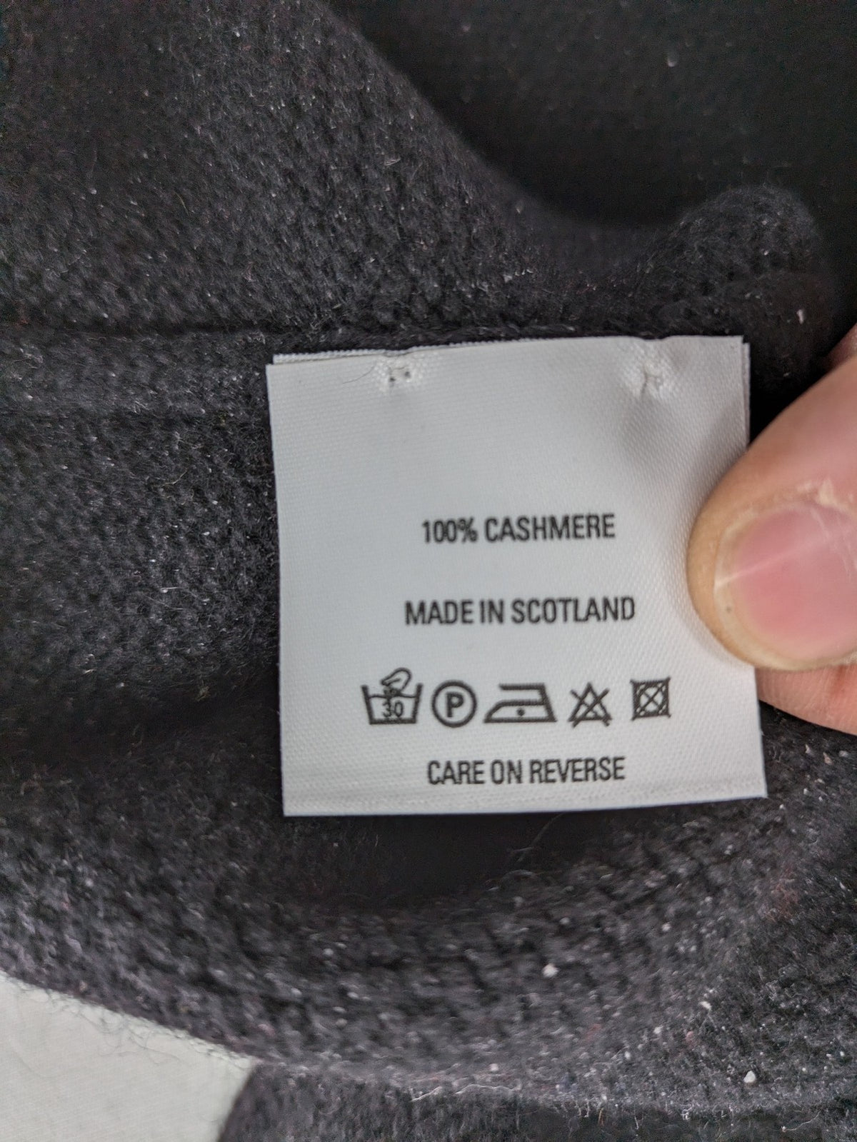 Pullover grey turtle neck jumper 100% cashmere made in Scotland classic design