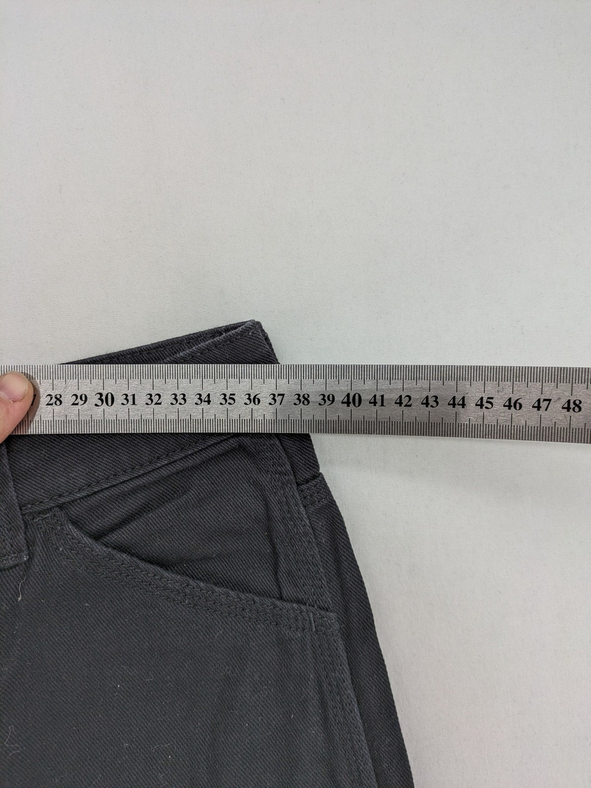 H&M Divided black cargo pants high waist cotton with multiple pockets and straight leg.