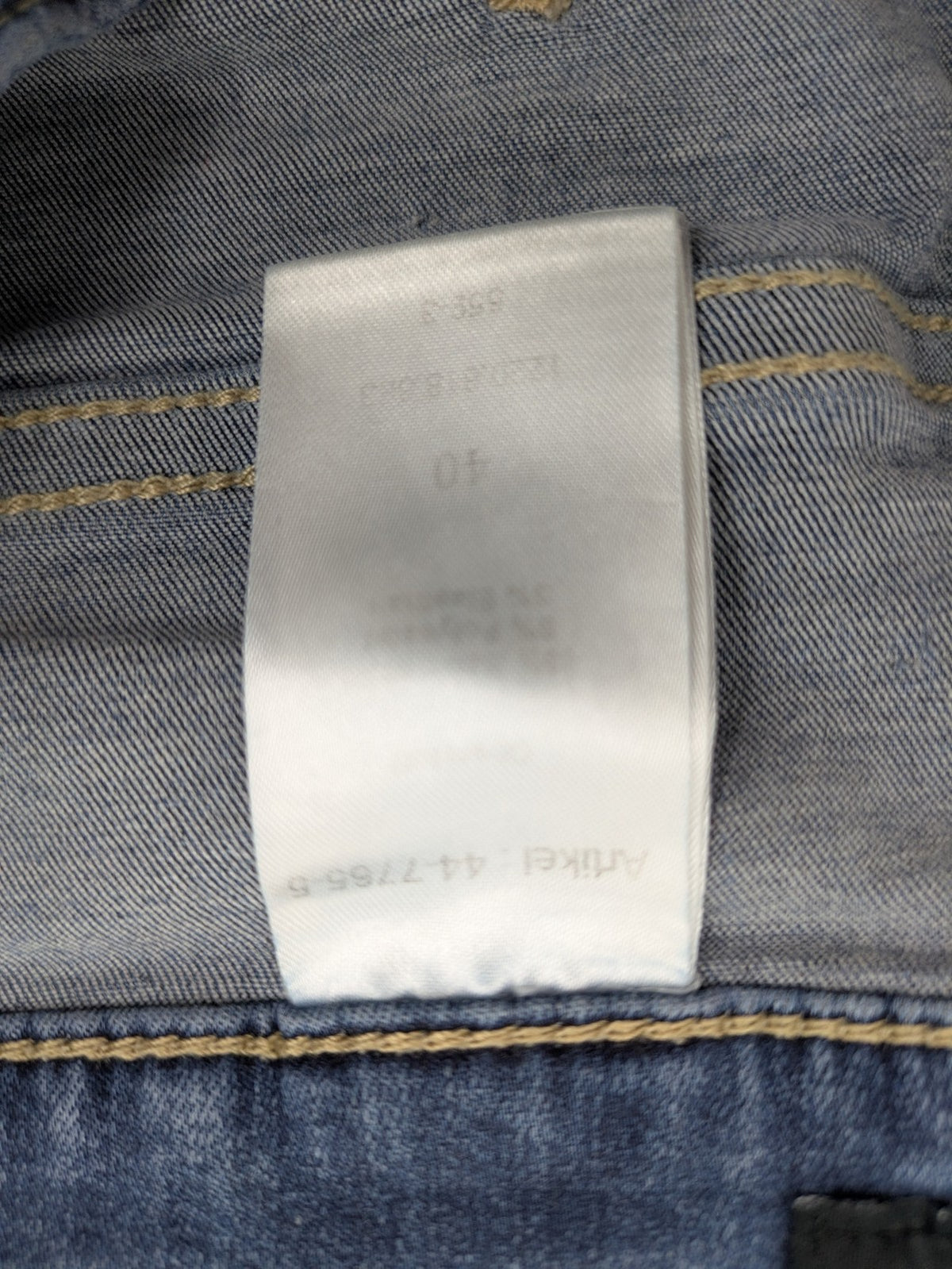 Walbusch blue straight jeans 5-pocket design with zipper and button closure