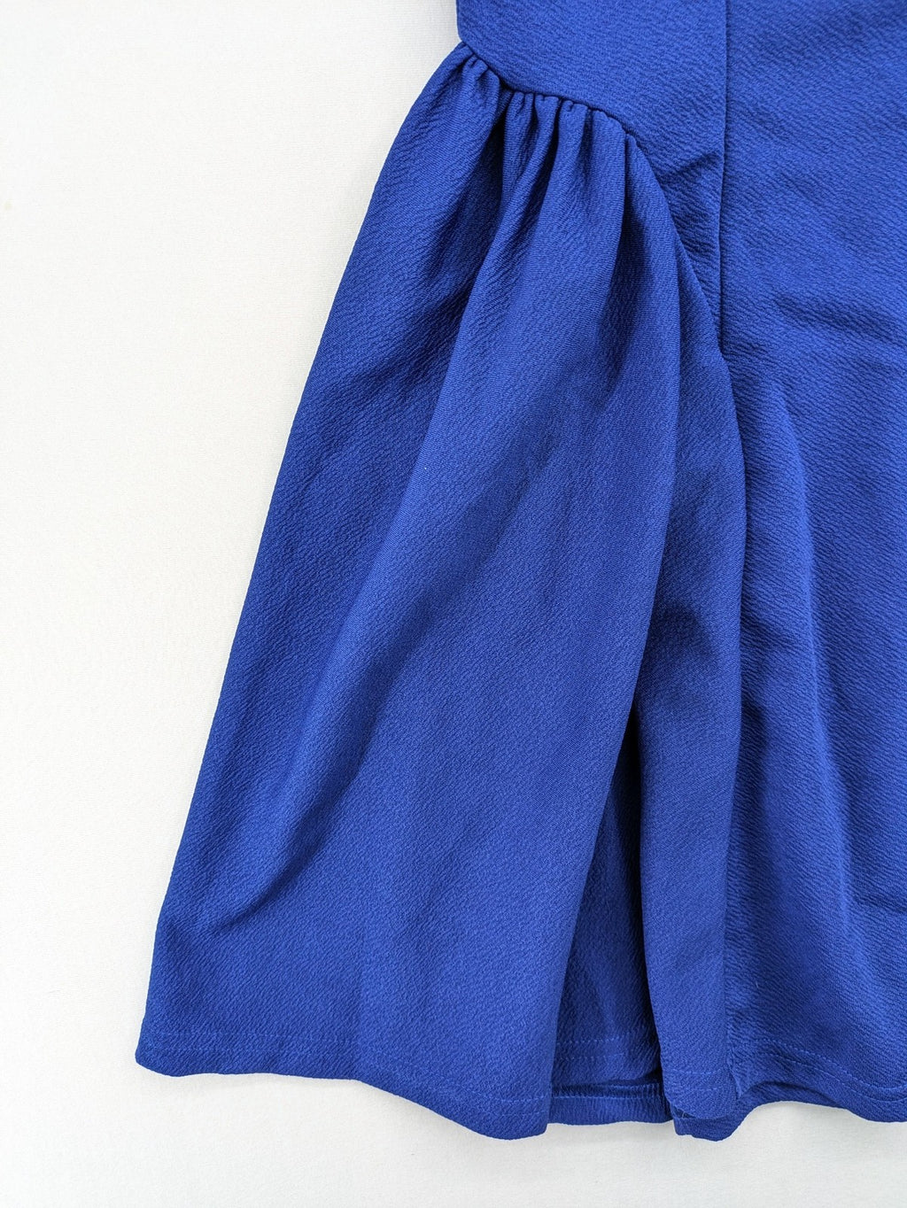 SHEIN blue skater dress A-line fit and flare, square neckline, sleeveless, textured fabric.