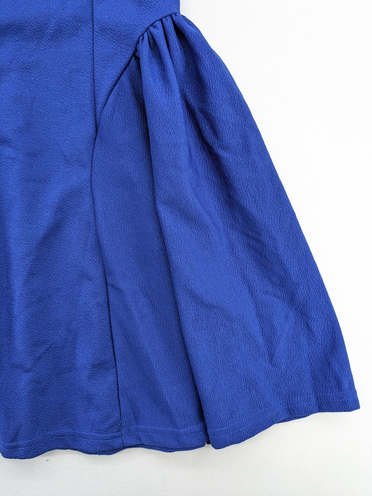 SHEIN blue skater dress A-line fit and flare, square neckline, sleeveless, textured fabric.