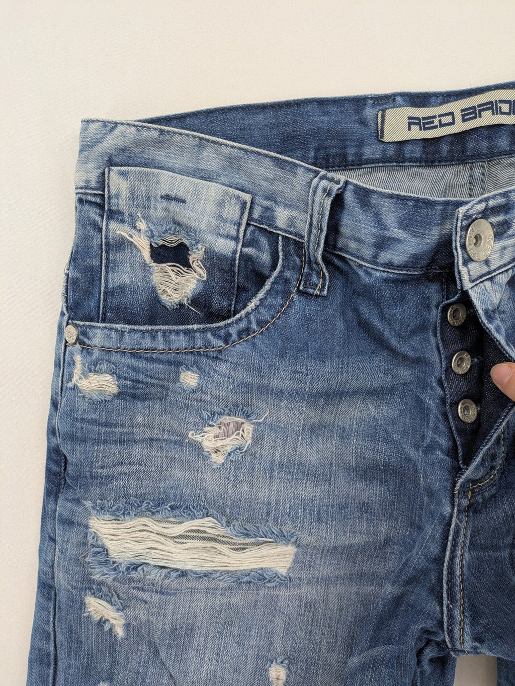 Red Bridge blue straight jeans distressed ripped design button fly five-pocket style