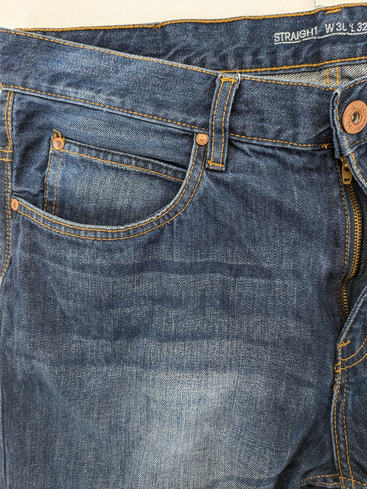 Denim 1982 blue straight jeans W36 L32 classic 5-pocket design cotton fabric