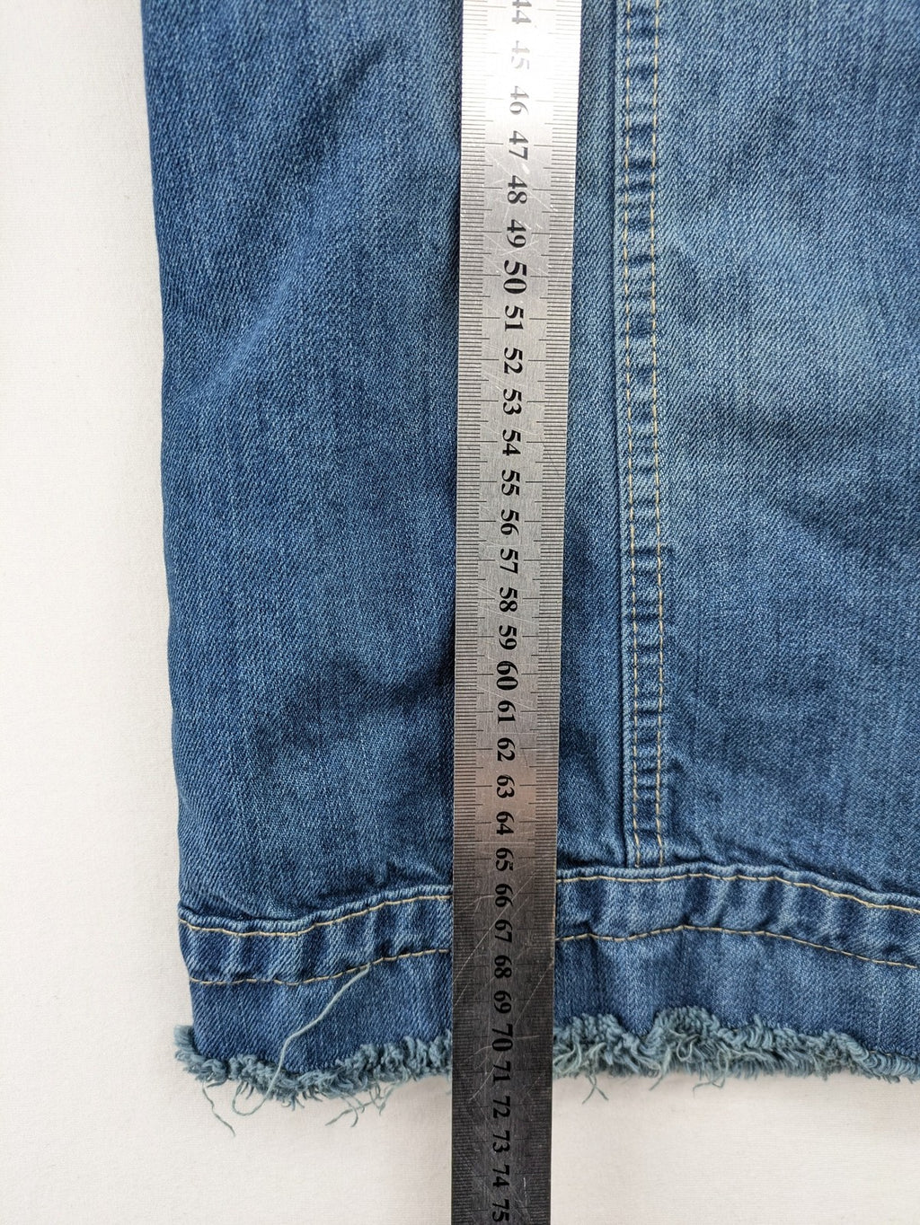 perfekt blue denim jacket distressed look frayed hem button closure and pockets